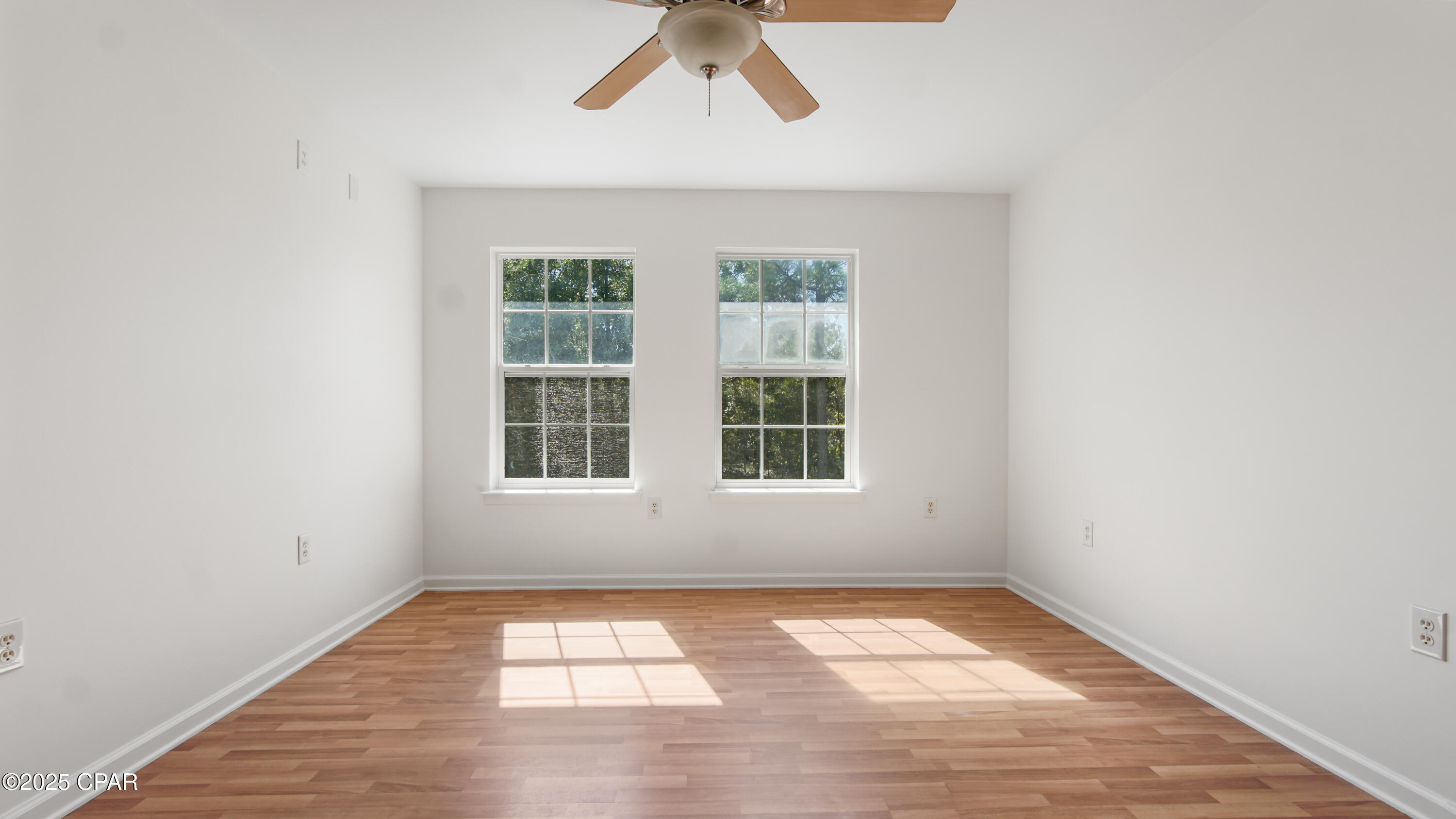 Image 25 For 300 Deer Trail