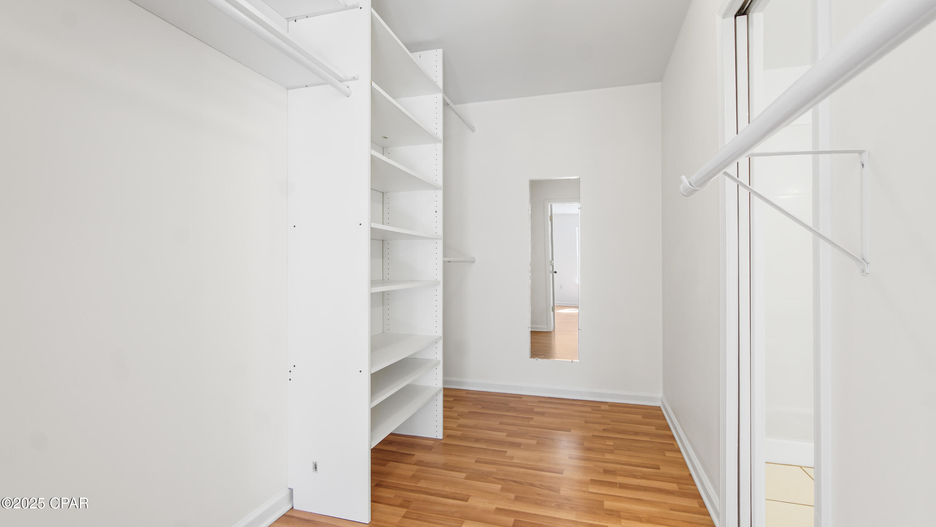 Image 29 For 300 Deer Trail