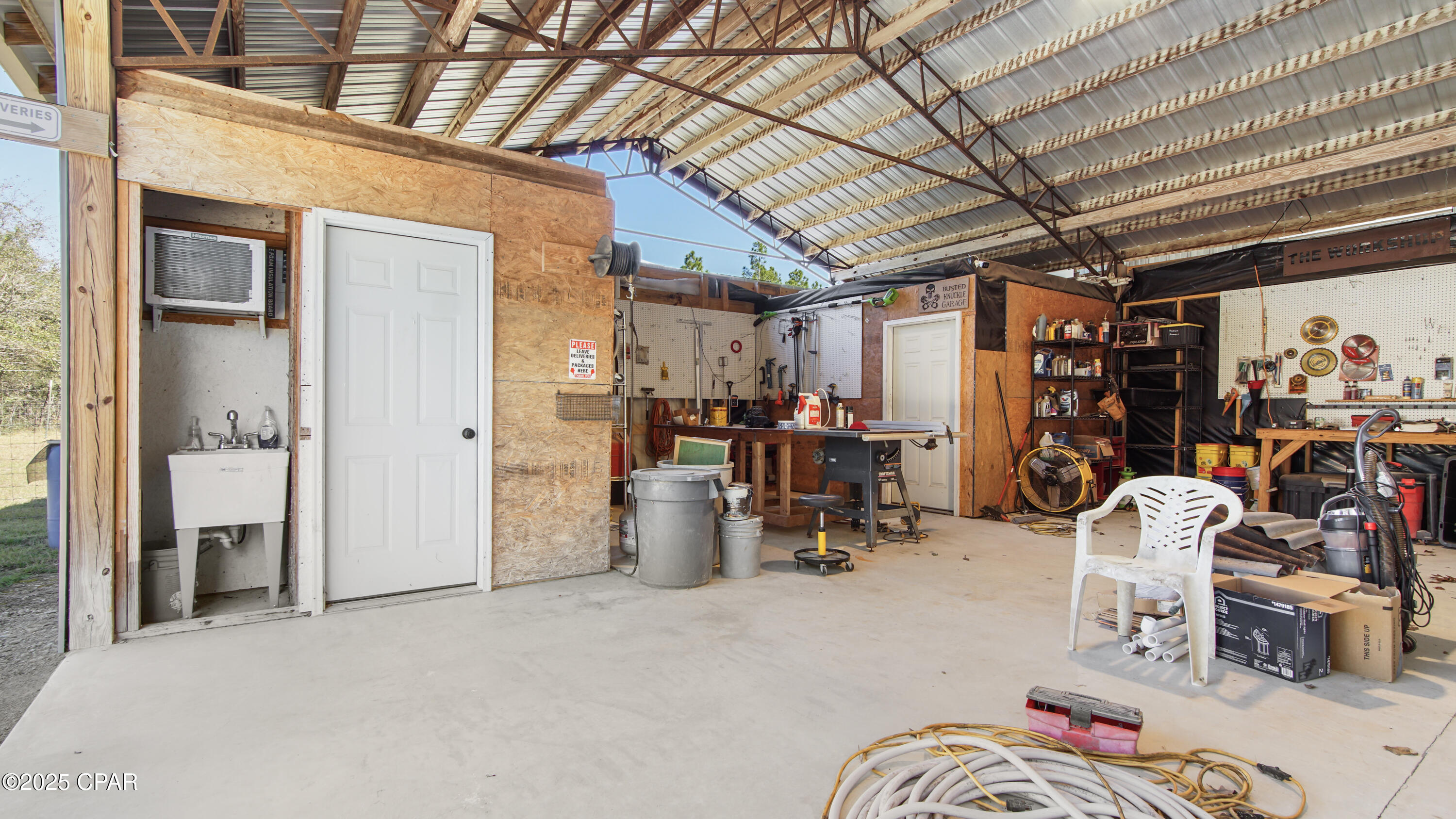 Image 7 For 300 Deer Trail