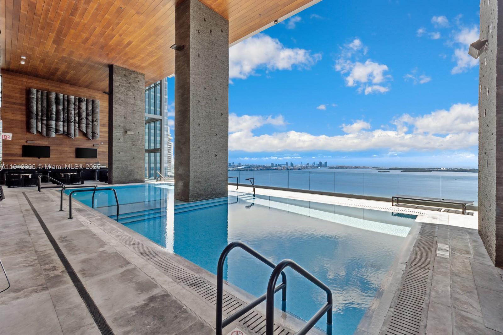 1451 Brickell Ave 2405