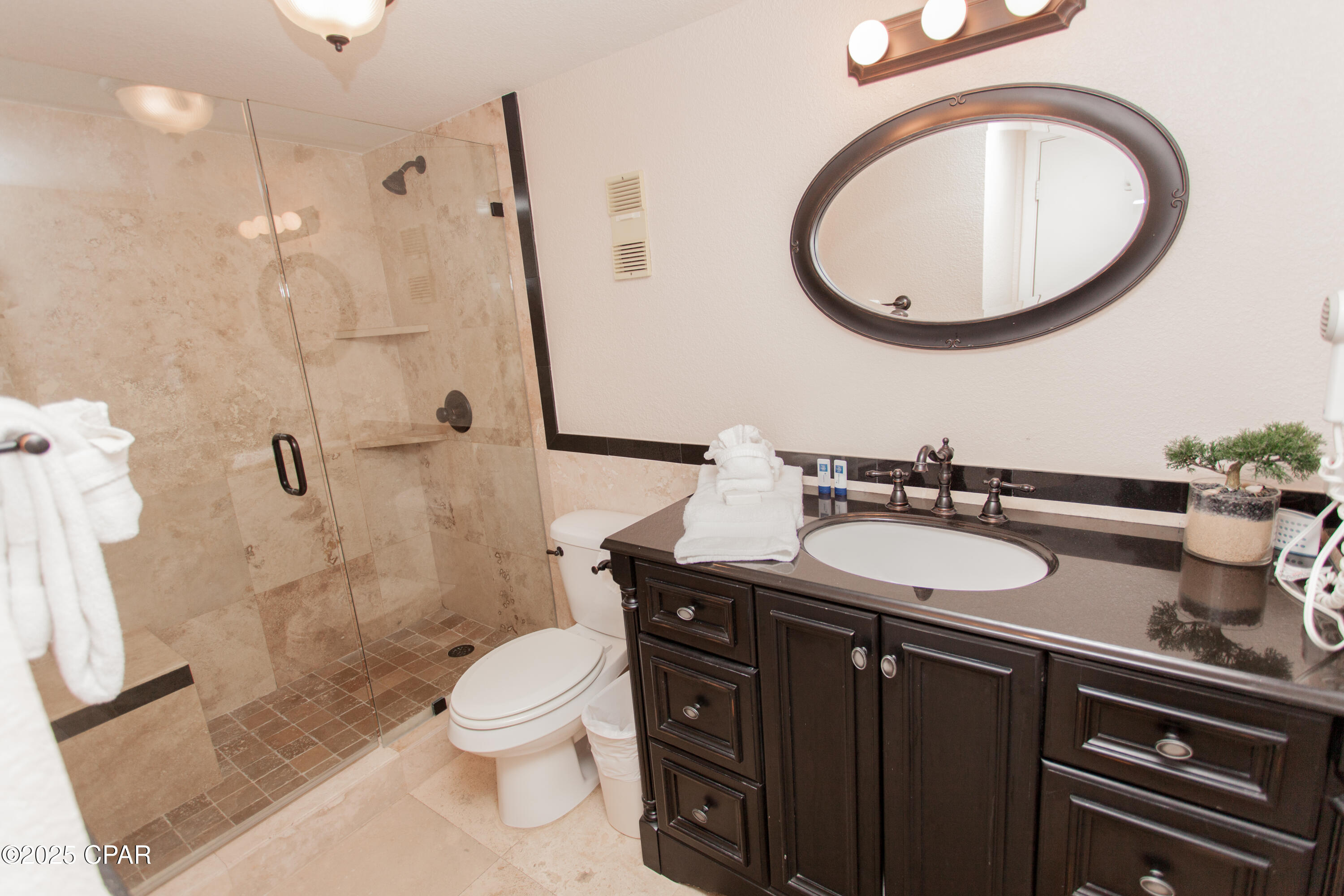 Image 20 For 6213 Thomas Drive 508