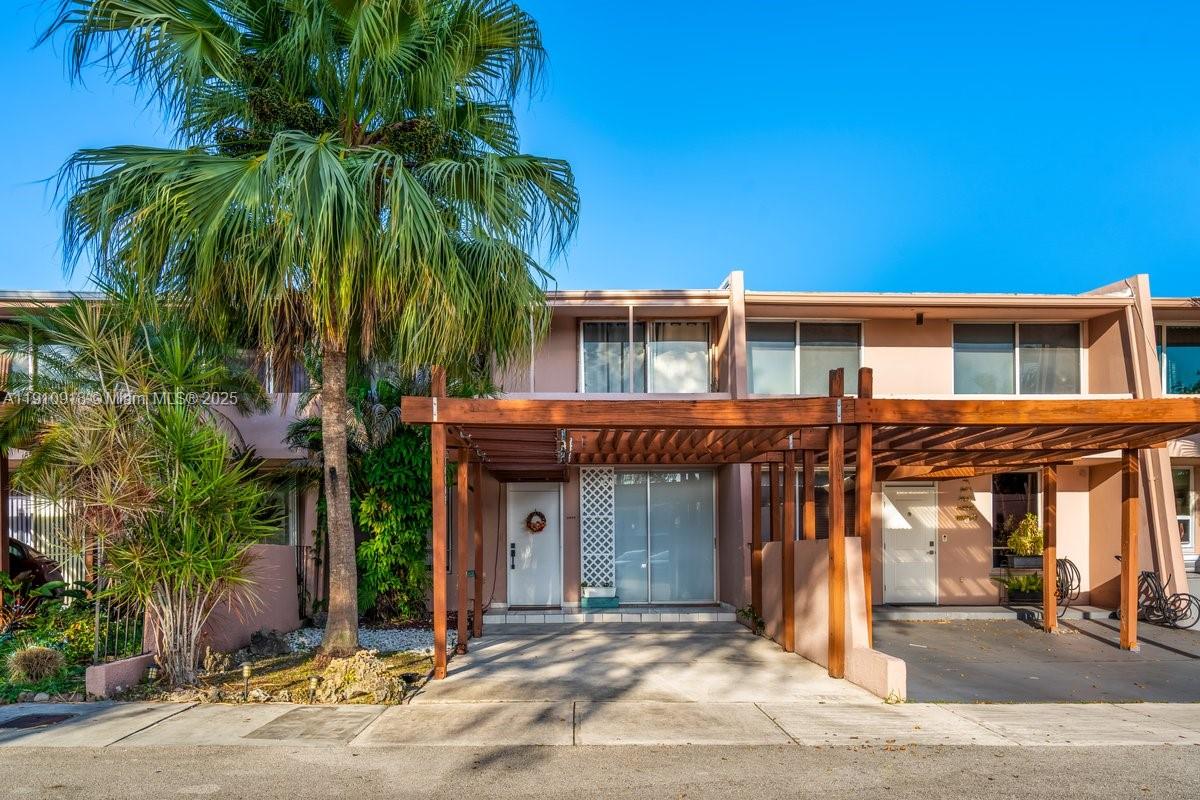 14105 Kendale Lakes Cir Unit , Miami, Florida 33183