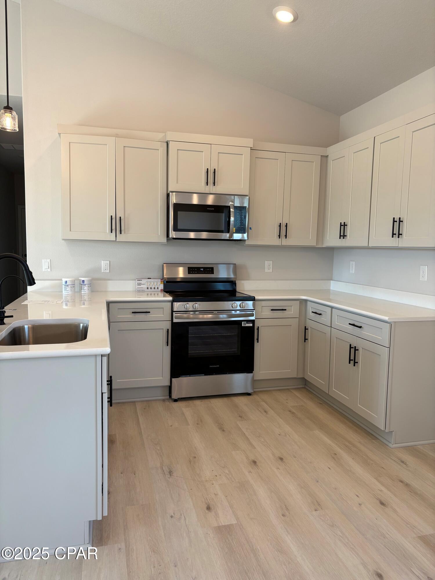 Image 3 For 7056 Traditions Drive Drive