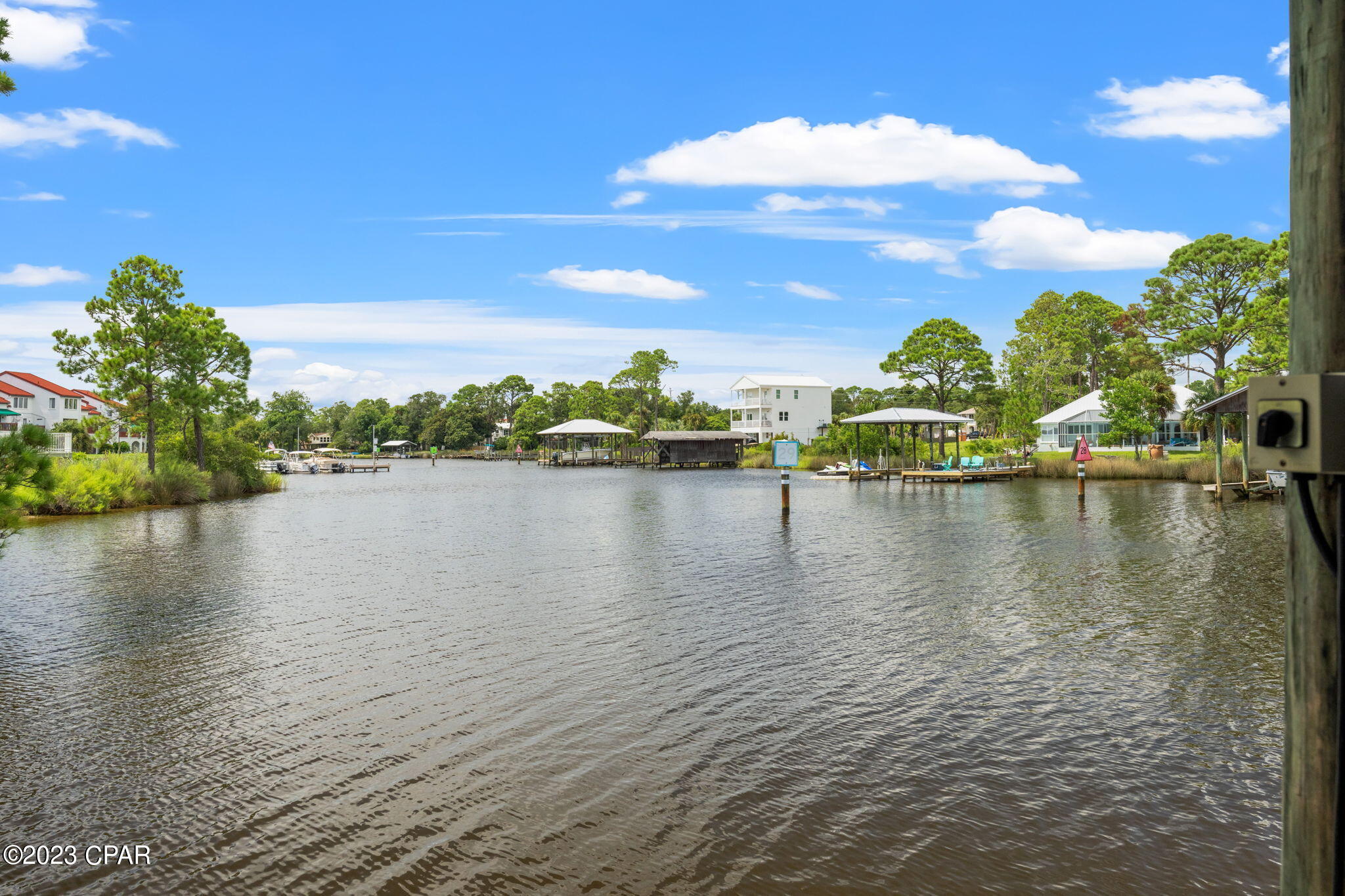 Listing photo id 18 for 212 Bonita Circle A