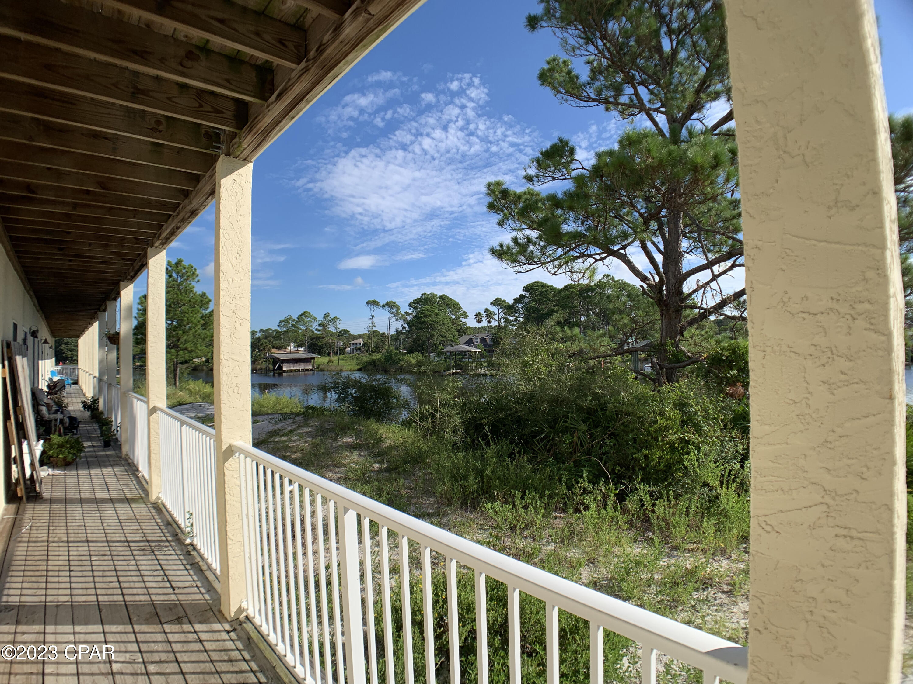 Listing photo id 8 for 212 Bonita Circle A