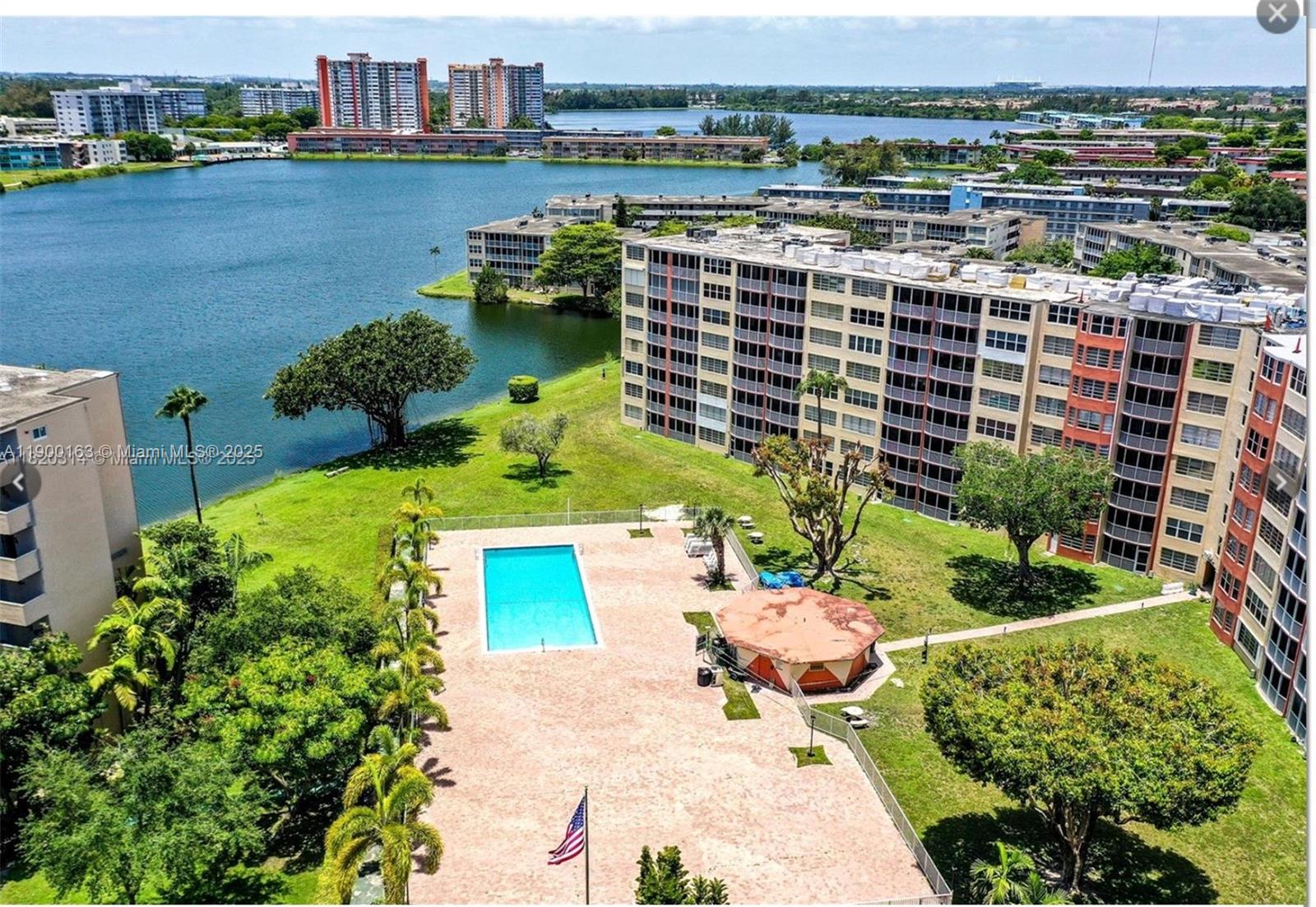 Jade Winds Grp Easter Lil