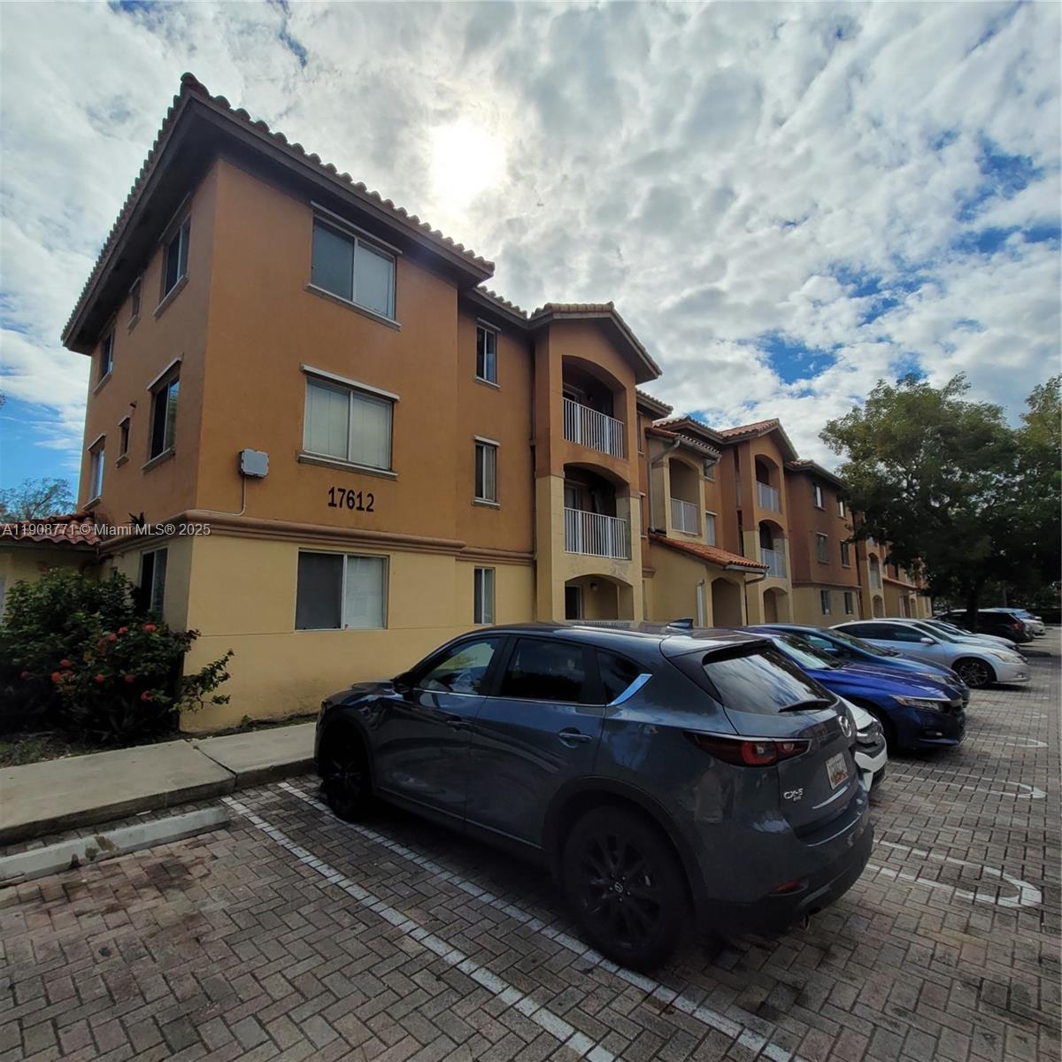 The Oaks At Miami Gardens