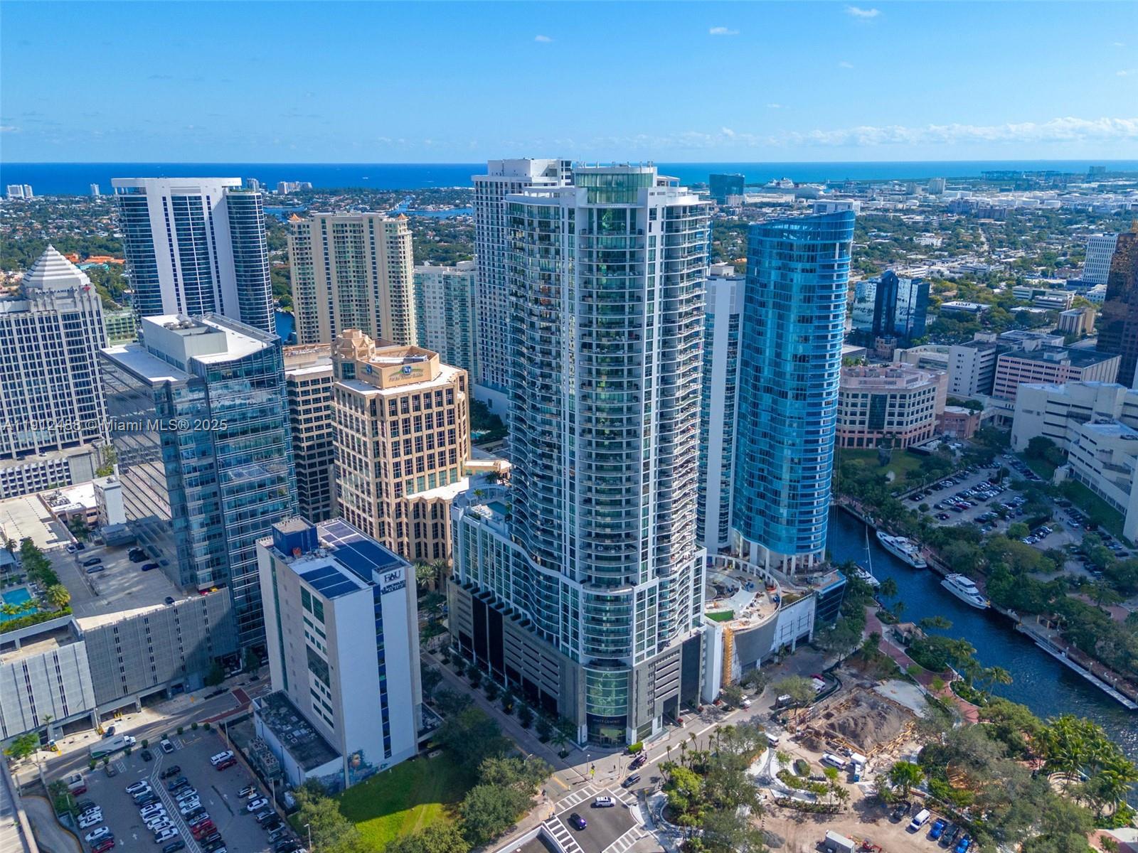 Apartamento à Venda em Fort Lauderdale, FL