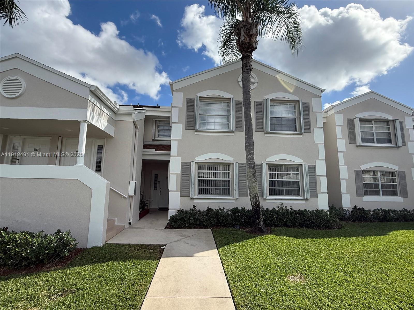 Keys Gate Condo No Seven