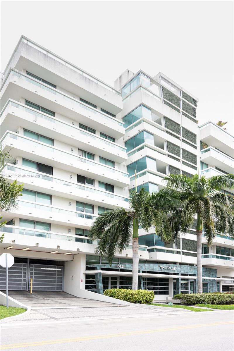 Condo for Sale in Bay Harbor Islands, FL