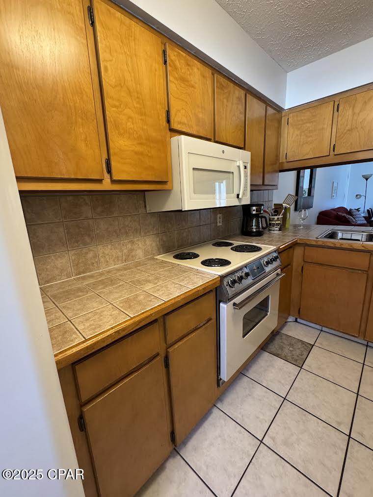 Image 8 For 7125 Lagoon Drive H