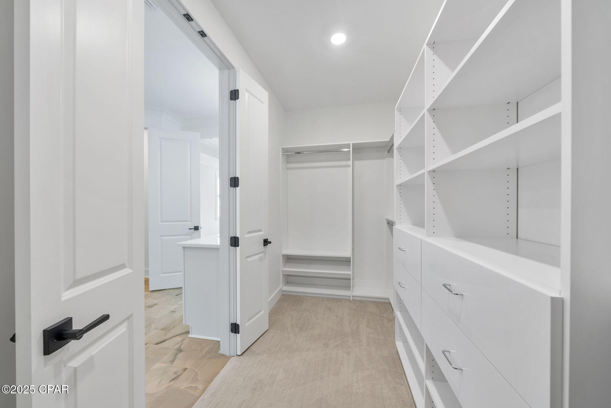 Image 24 For 1917 Rushes Avenue