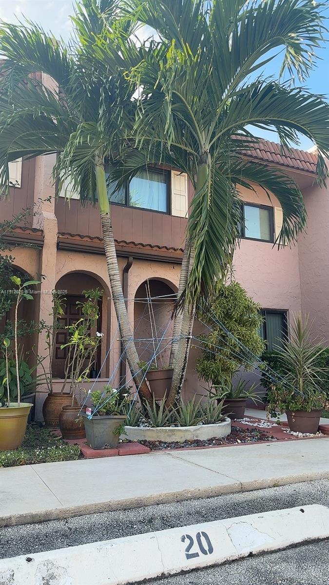 Valencia Village Condo Ph