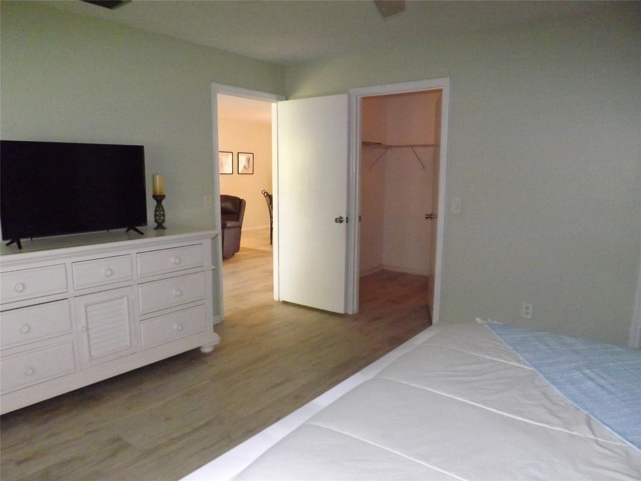 Homes for sale in Vero Beach, FL | 400 18th St, Vero Beach, FL 32960 | MLS# F10536259