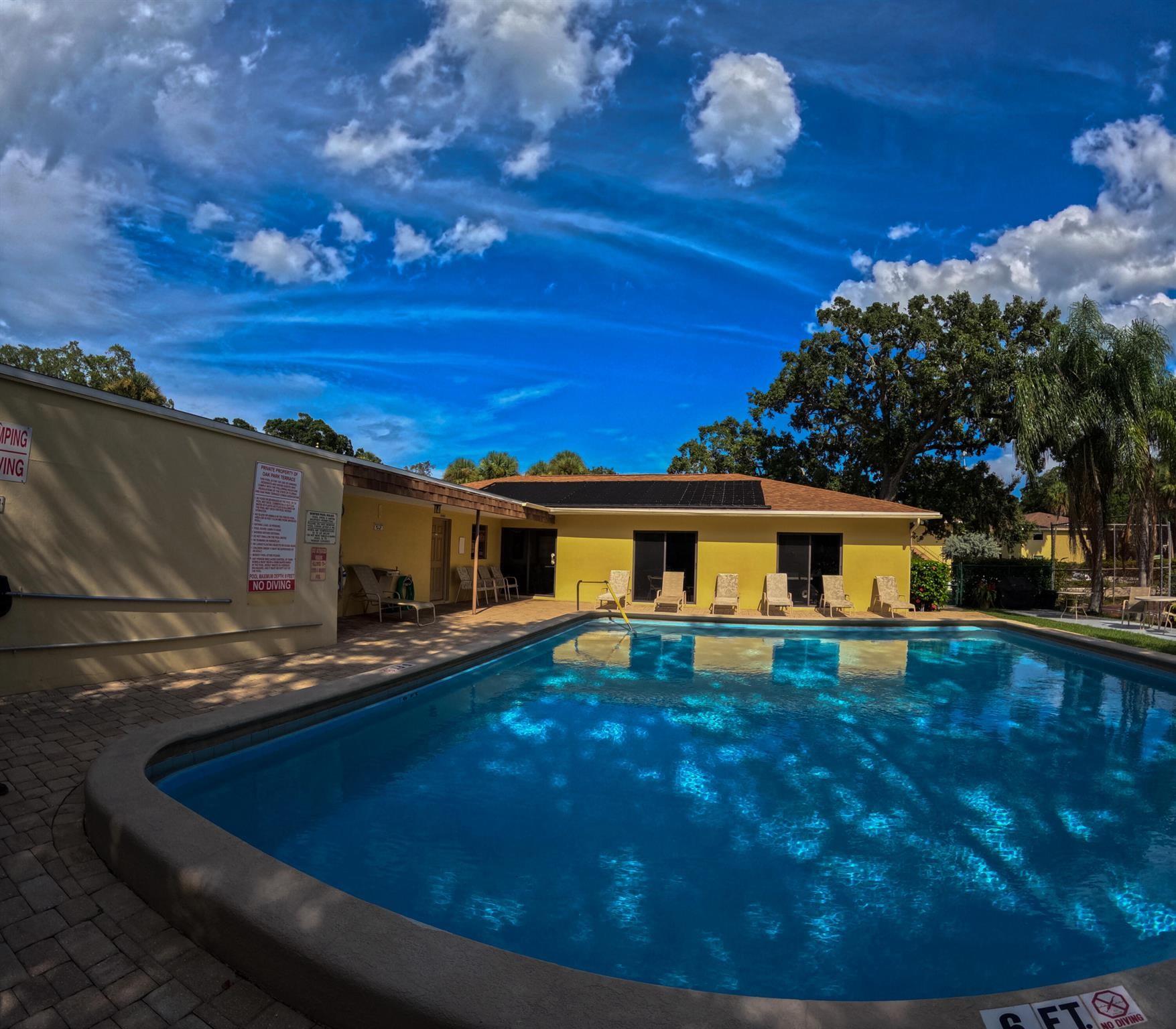 Homes for sale in Vero Beach, FL | 400 18th St, Vero Beach, FL 32960 | MLS# F10536259