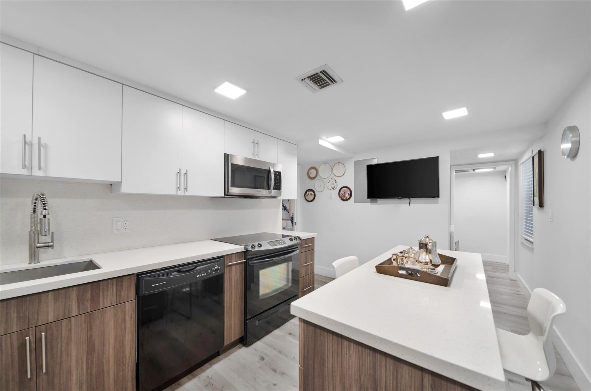 No 128 Palm-Aire Country