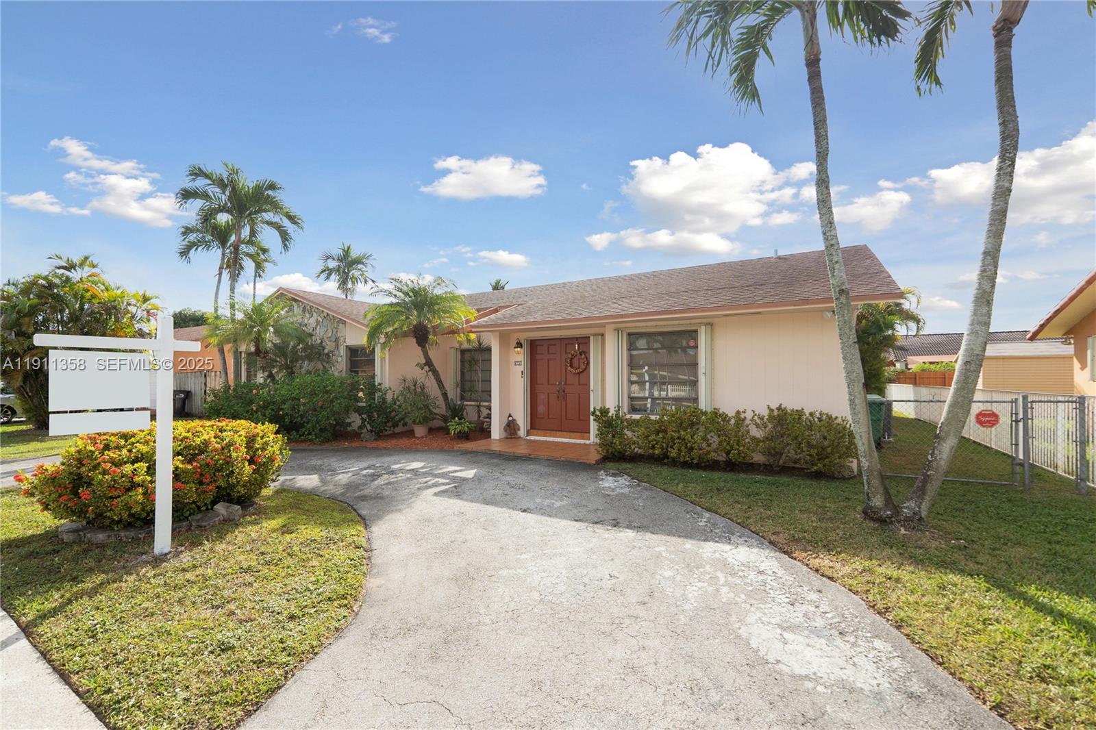 West Gdn 1St Addn Sec 1