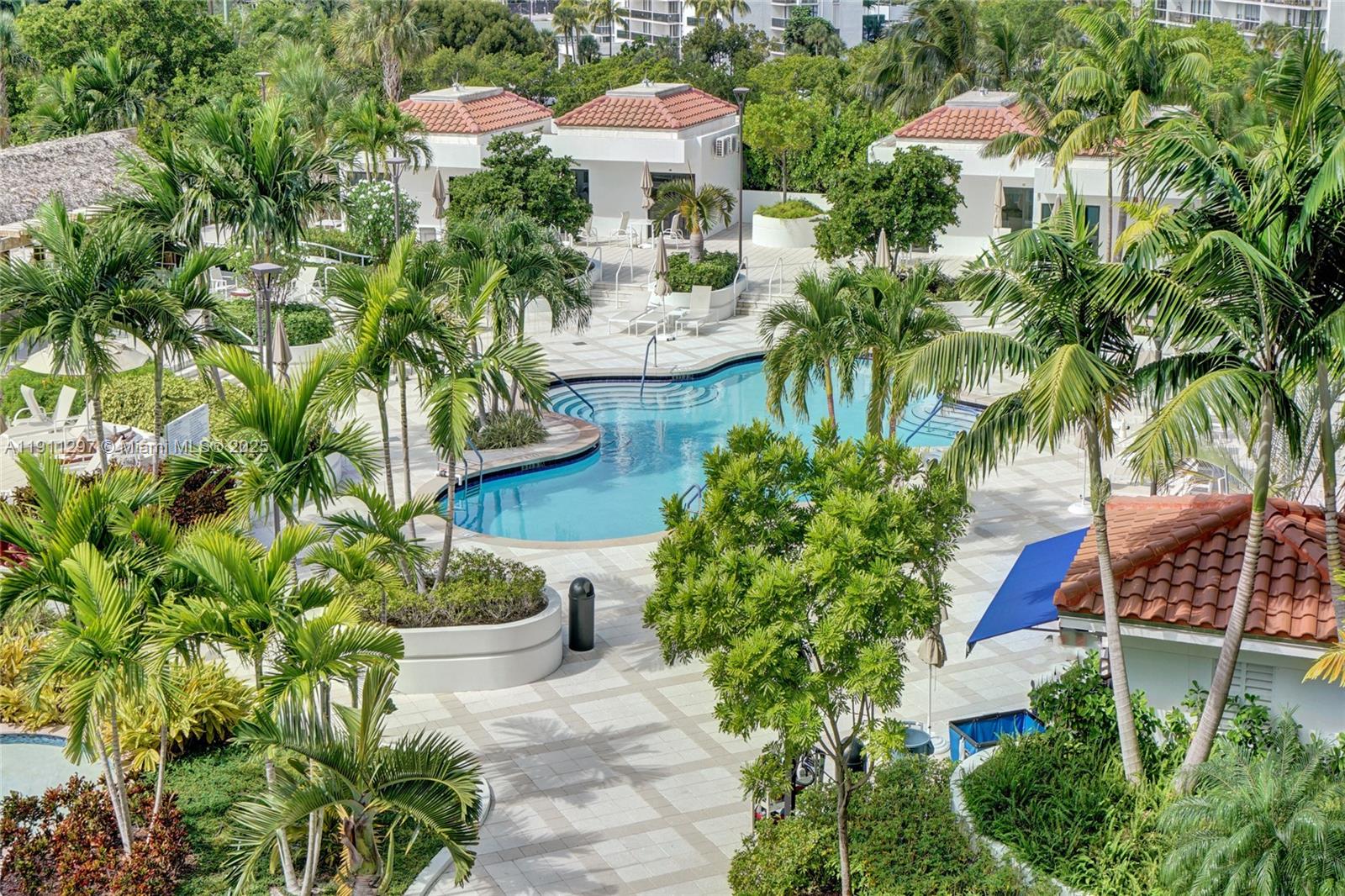 Hamptons West Condo