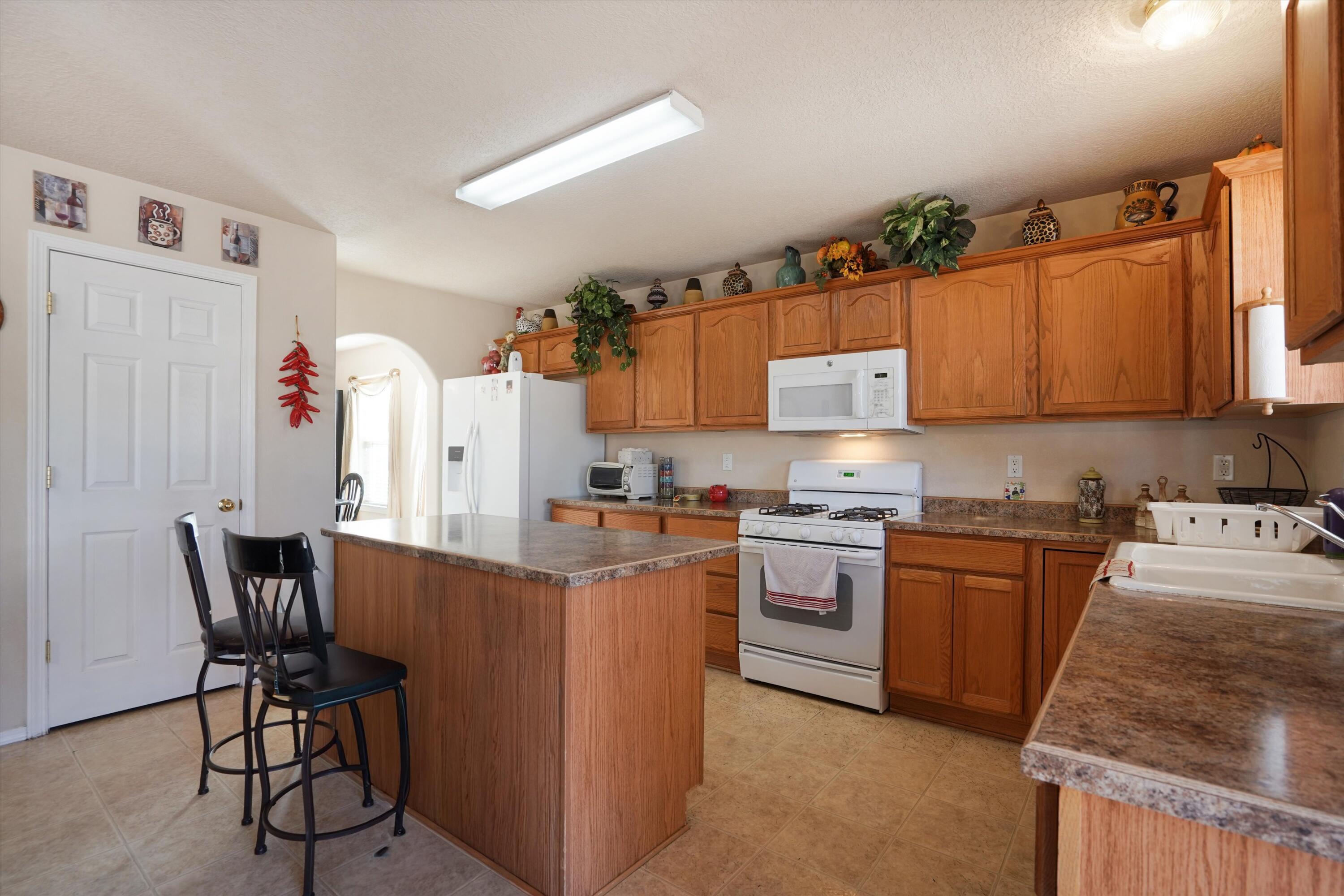 10309 Country Sage Drive NW Kitchen