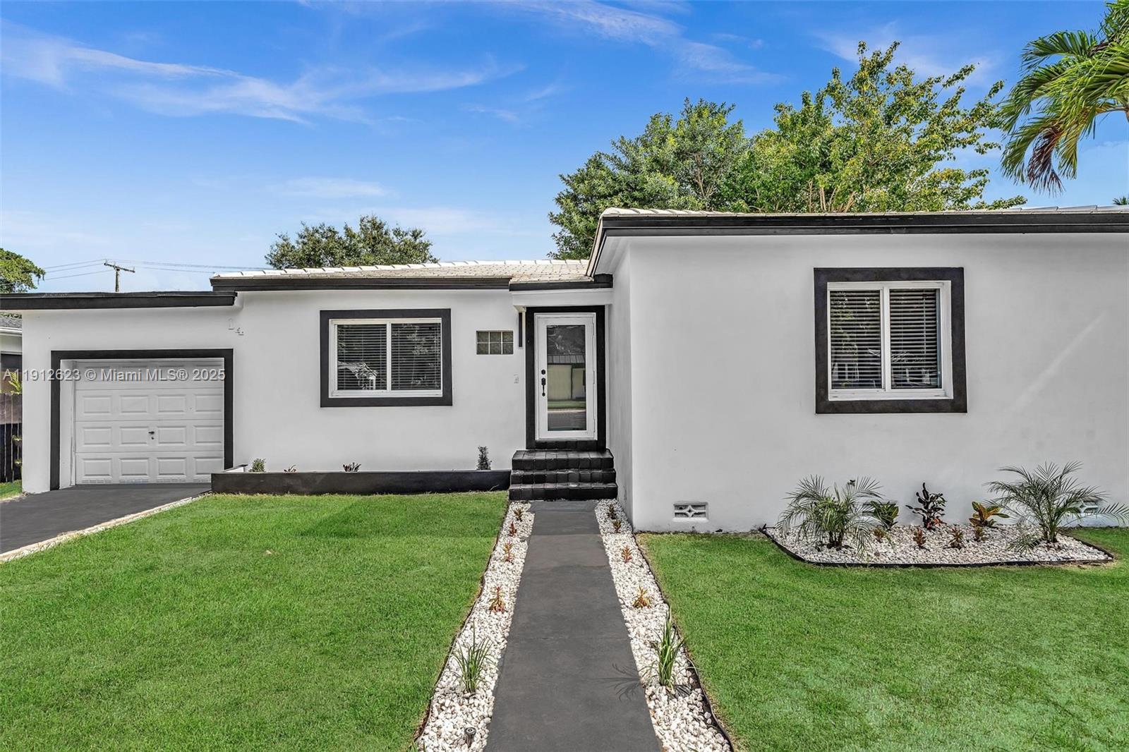 Homes for sale in El Portal, FL | 141 Nw 89Th St, El Portal, FL 33150 | MLS# A11912623