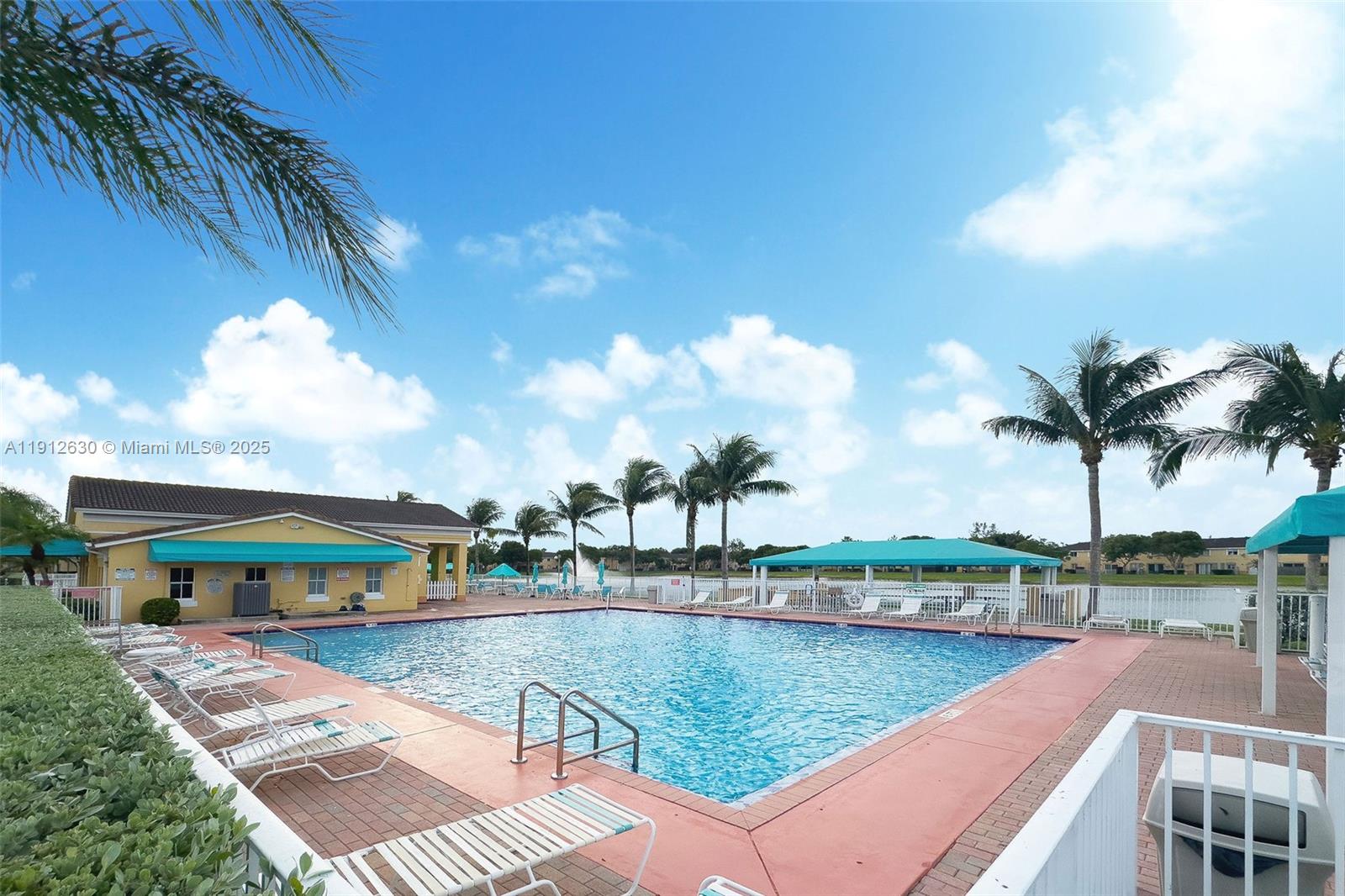 Homes for sale in Homestead, FL | 1658 Se 28th Ct #200, Homestead, FL 33035 | MLS# A11912630