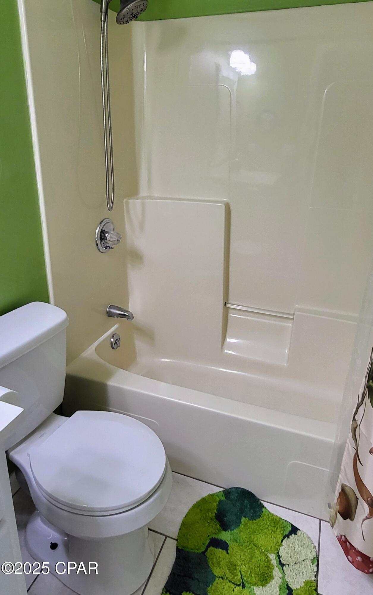 Image 12 For 4040 Woodridge Road