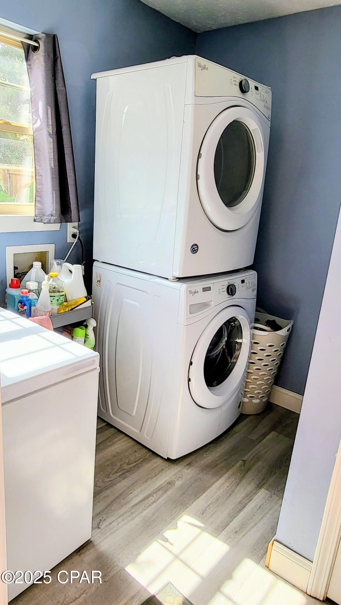 Image 16 For 4040 Woodridge Road