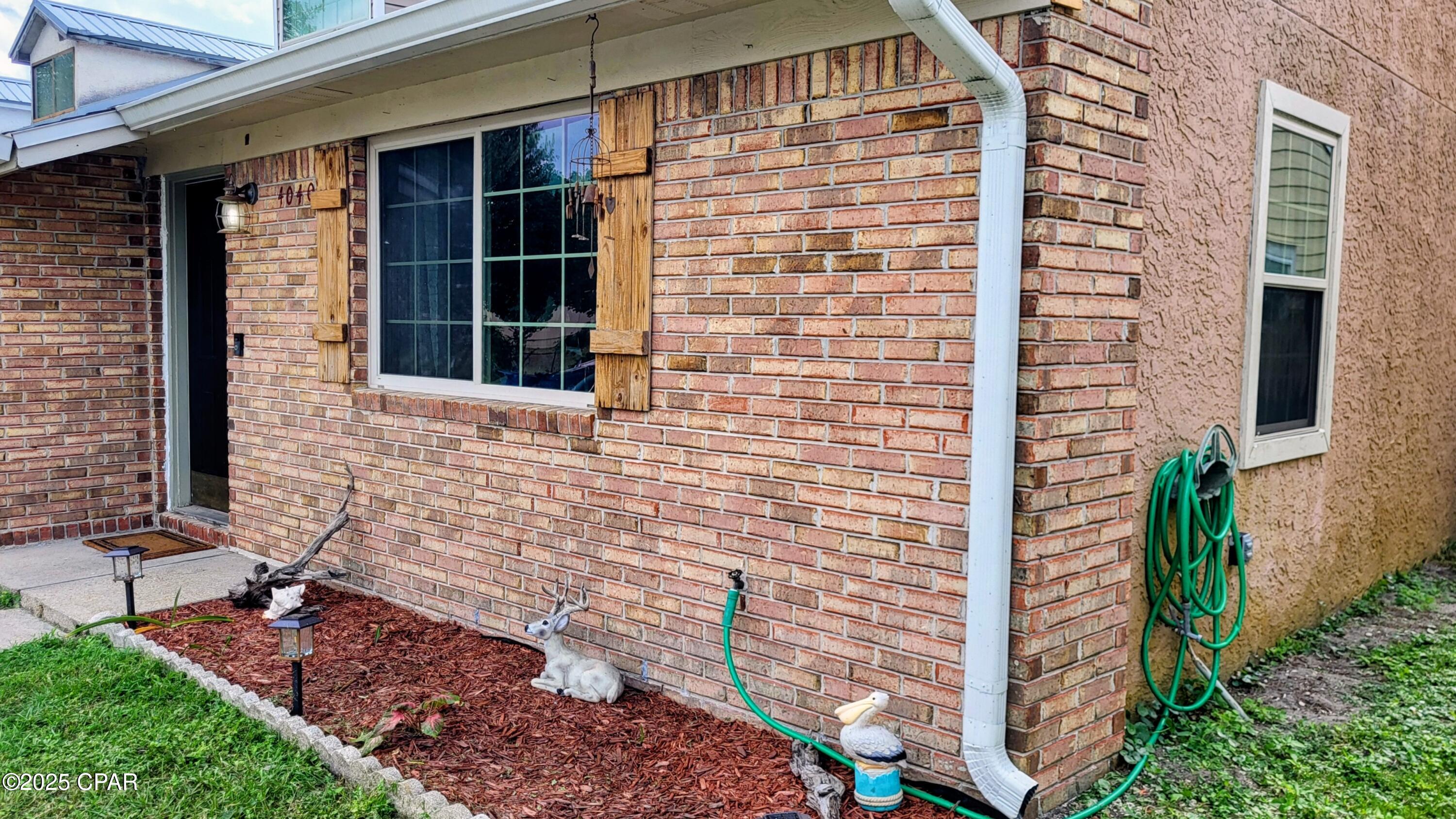 Image 2 For 4040 Woodridge Road