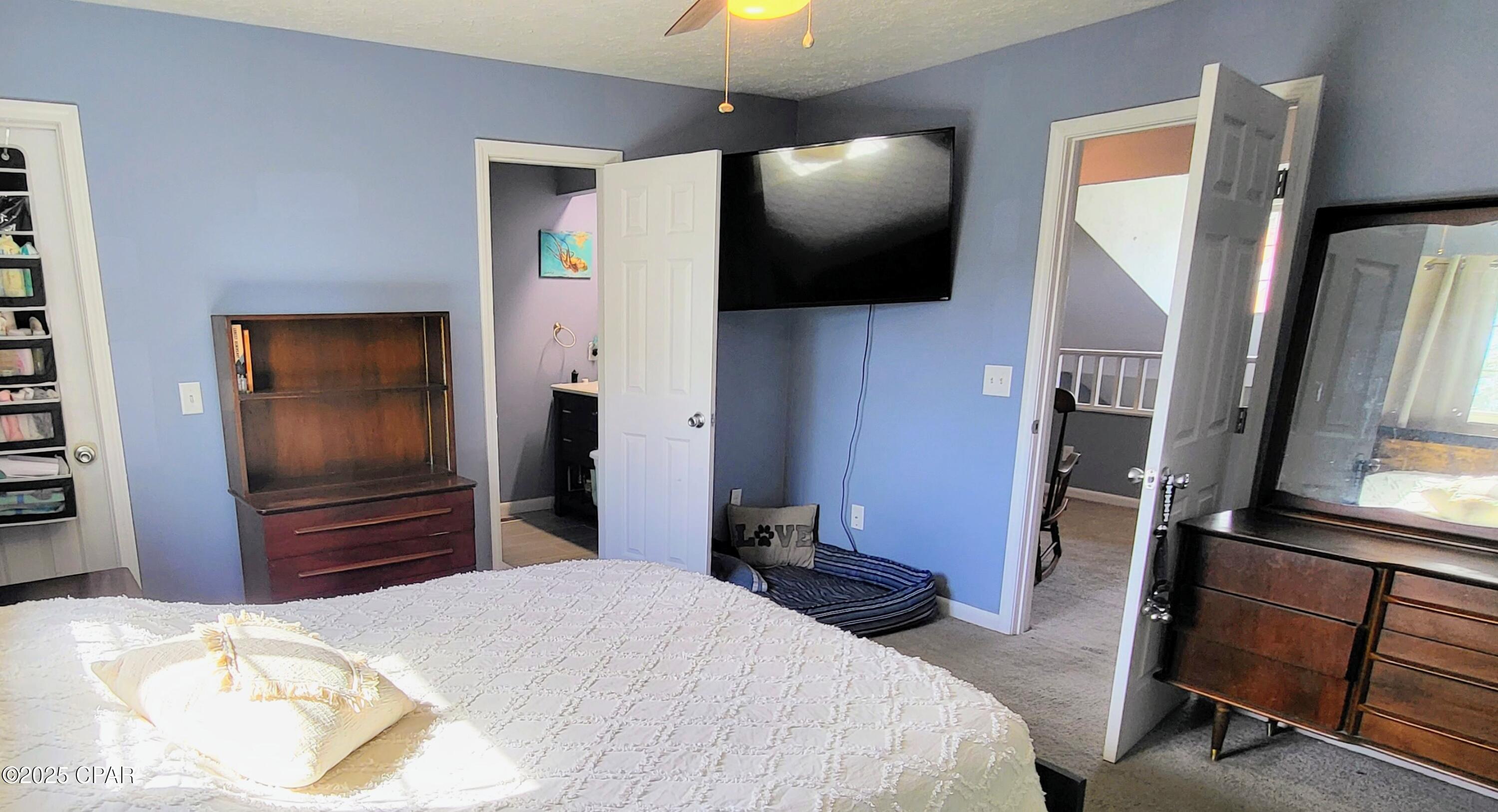 Image 22 For 4040 Woodridge Road