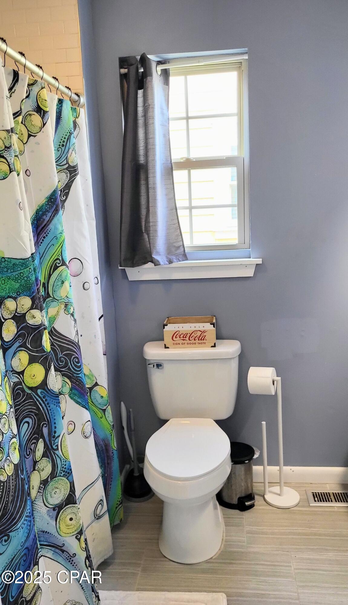 Image 25 For 4040 Woodridge Road