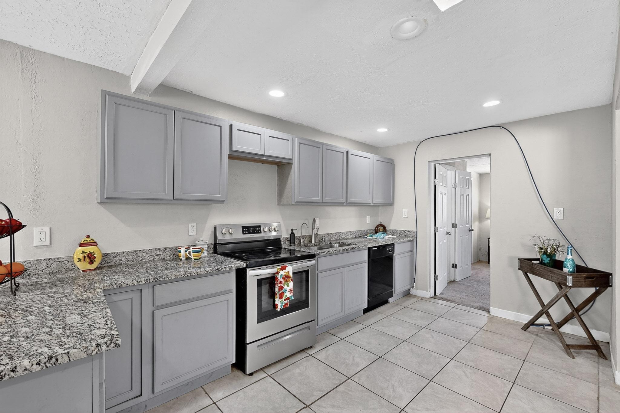 335 Virginia Street NE Kitchen