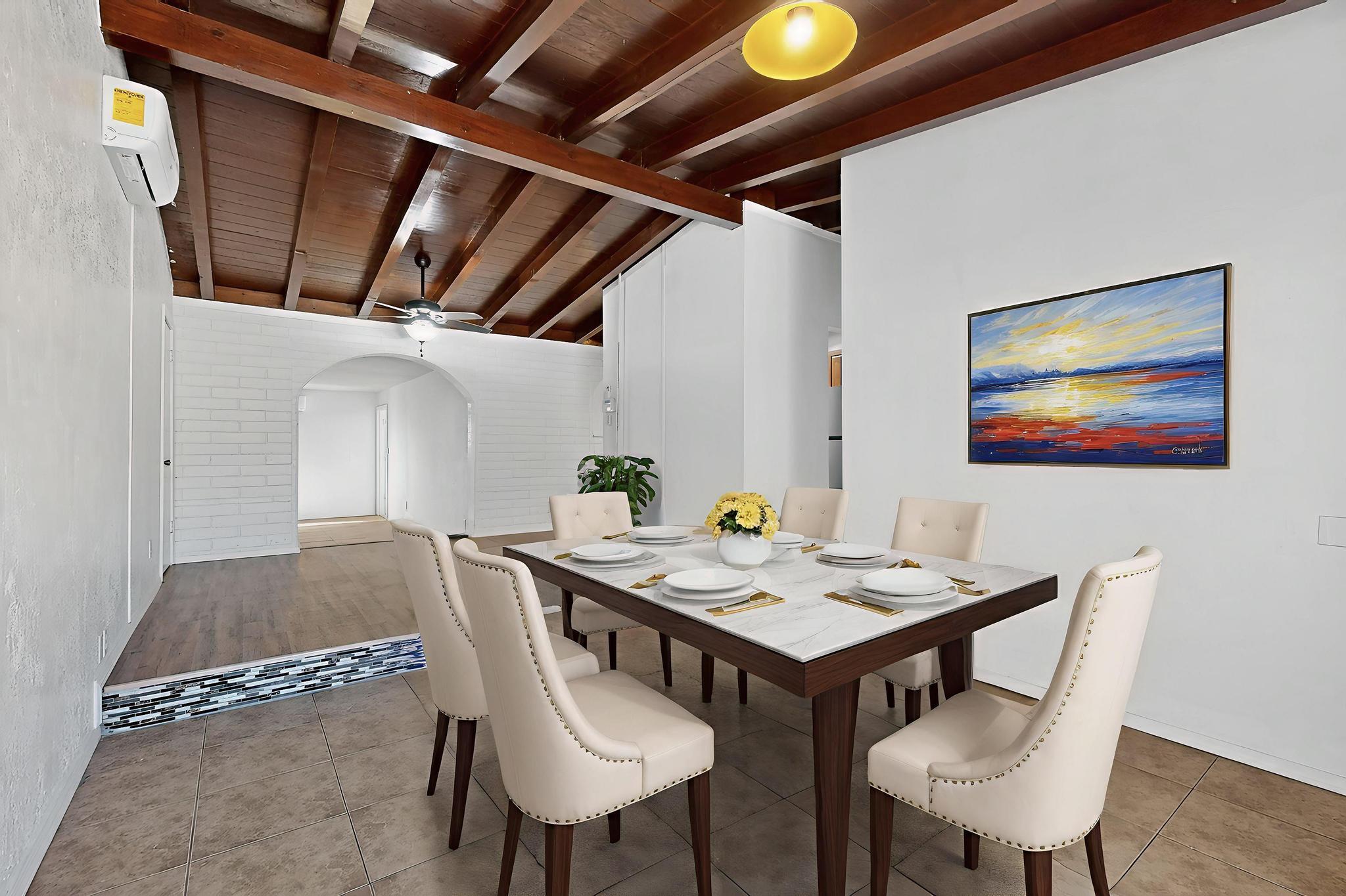 1215 Elizabeth Street NE Dining Room