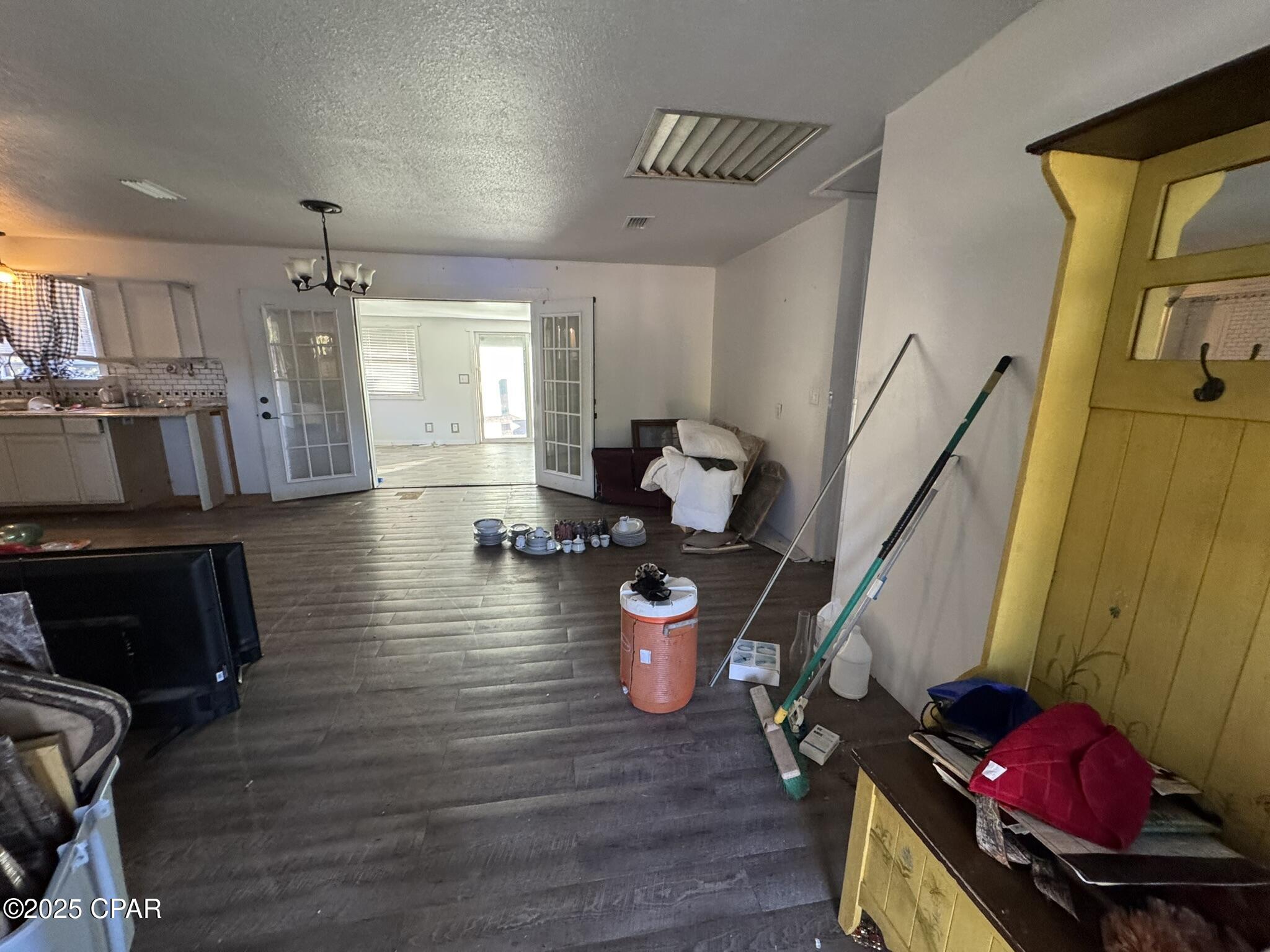 Image 11 For 5917 Fort Road 69rd