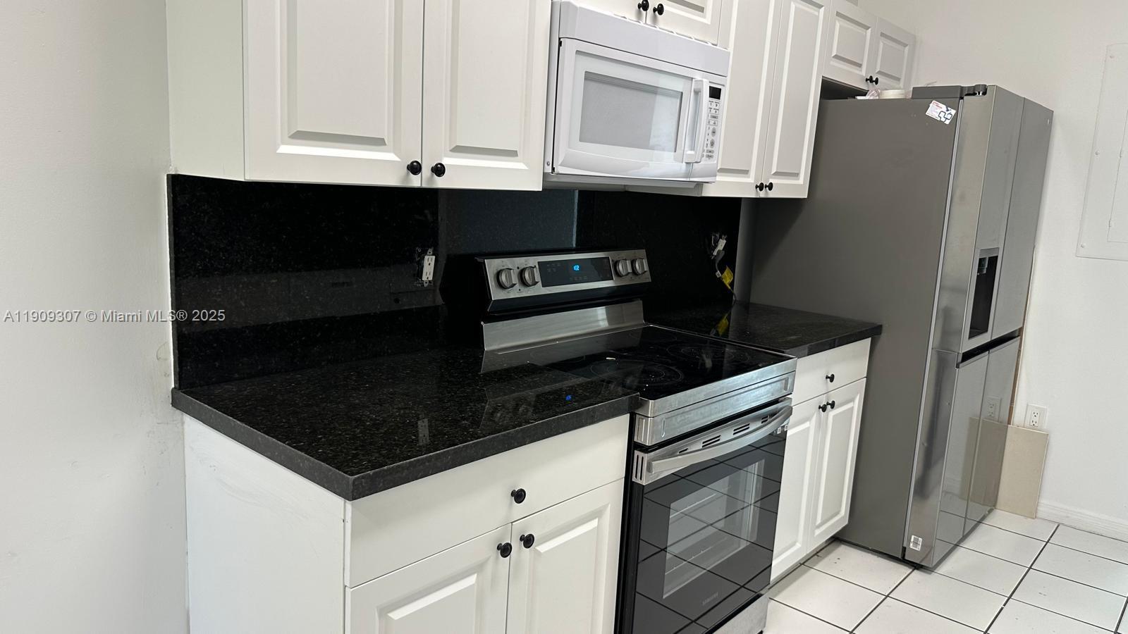 Sierra Ridge Condo E