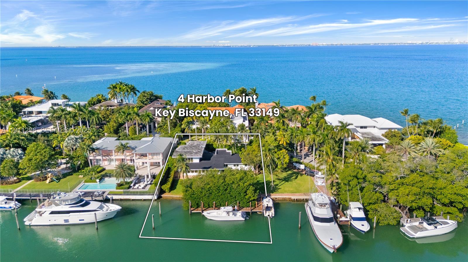 4 Harbor Pt Key Biscayne, FL 33149