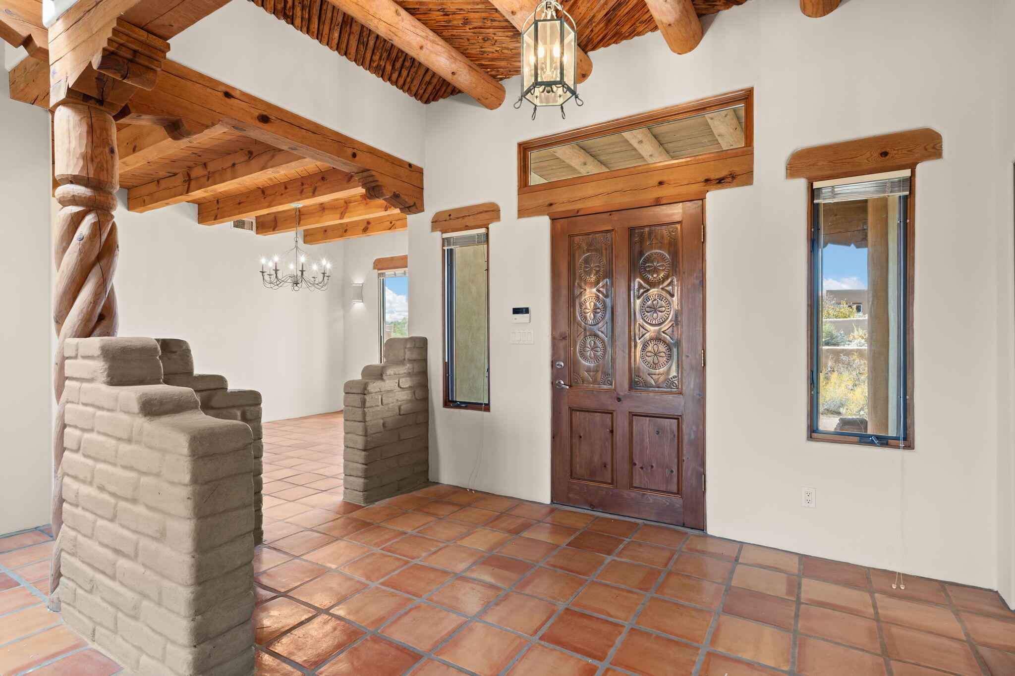 27 Don Lorenzo Exterior Front