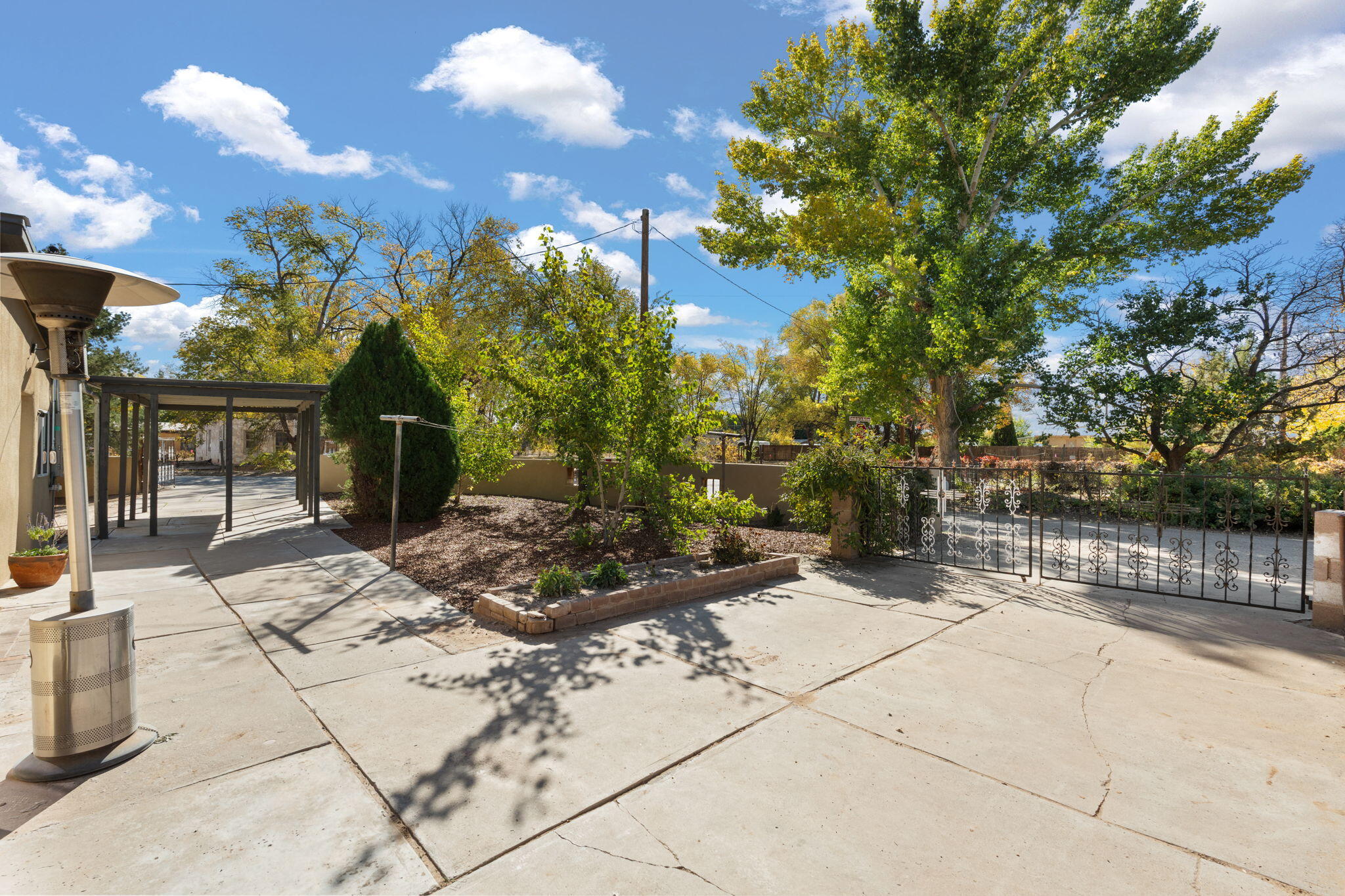 599 Old Church Road Patio