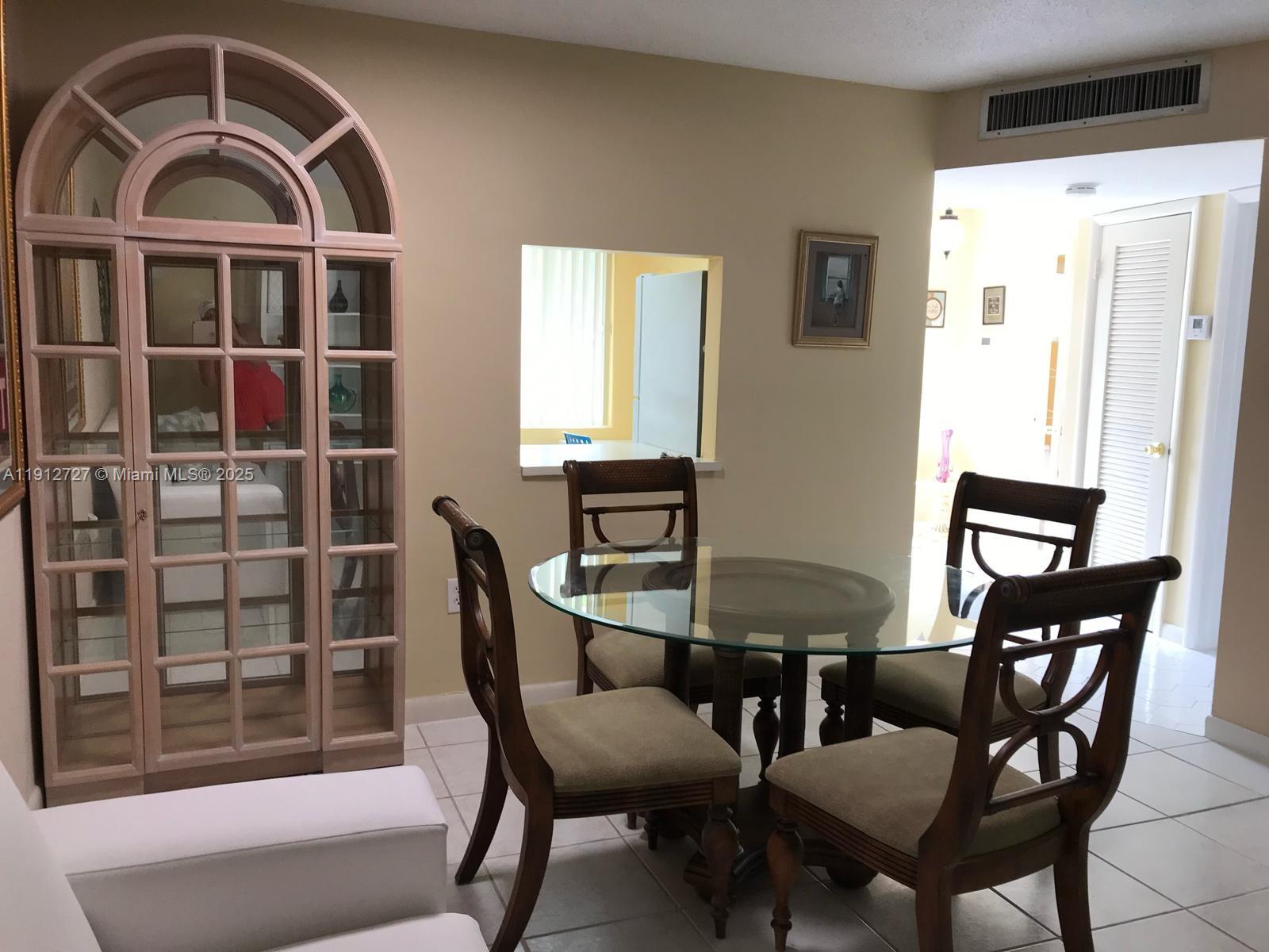 Rolling Green Condo G