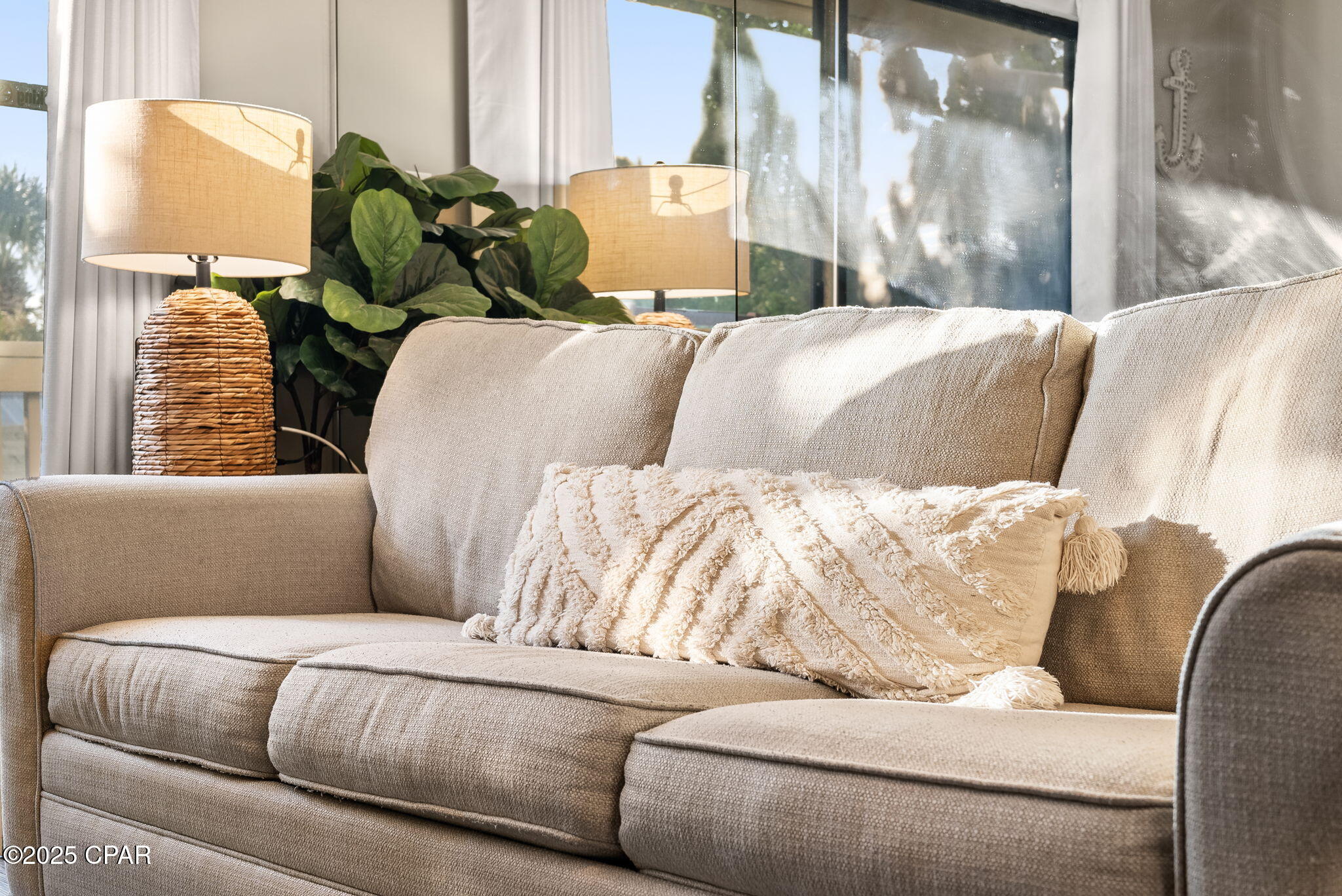 Image 17 For 17614 Front Beach Road 44a