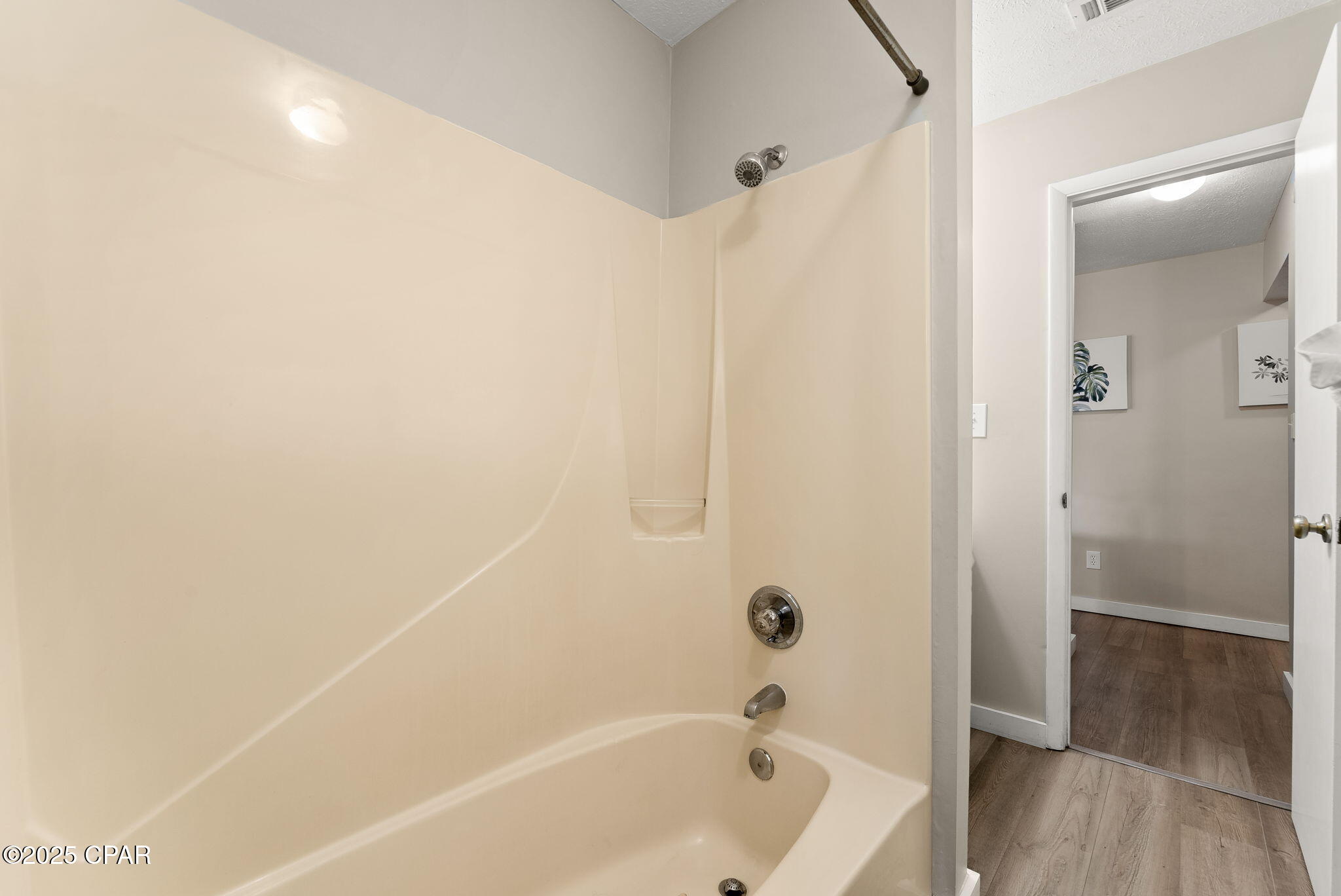 Image 29 For 17614 Front Beach Road 44a