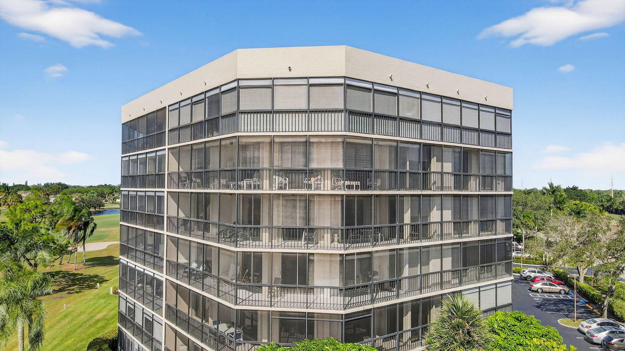 5301 Fountains Drive Unit 501, Lake Worth, Florida 33467