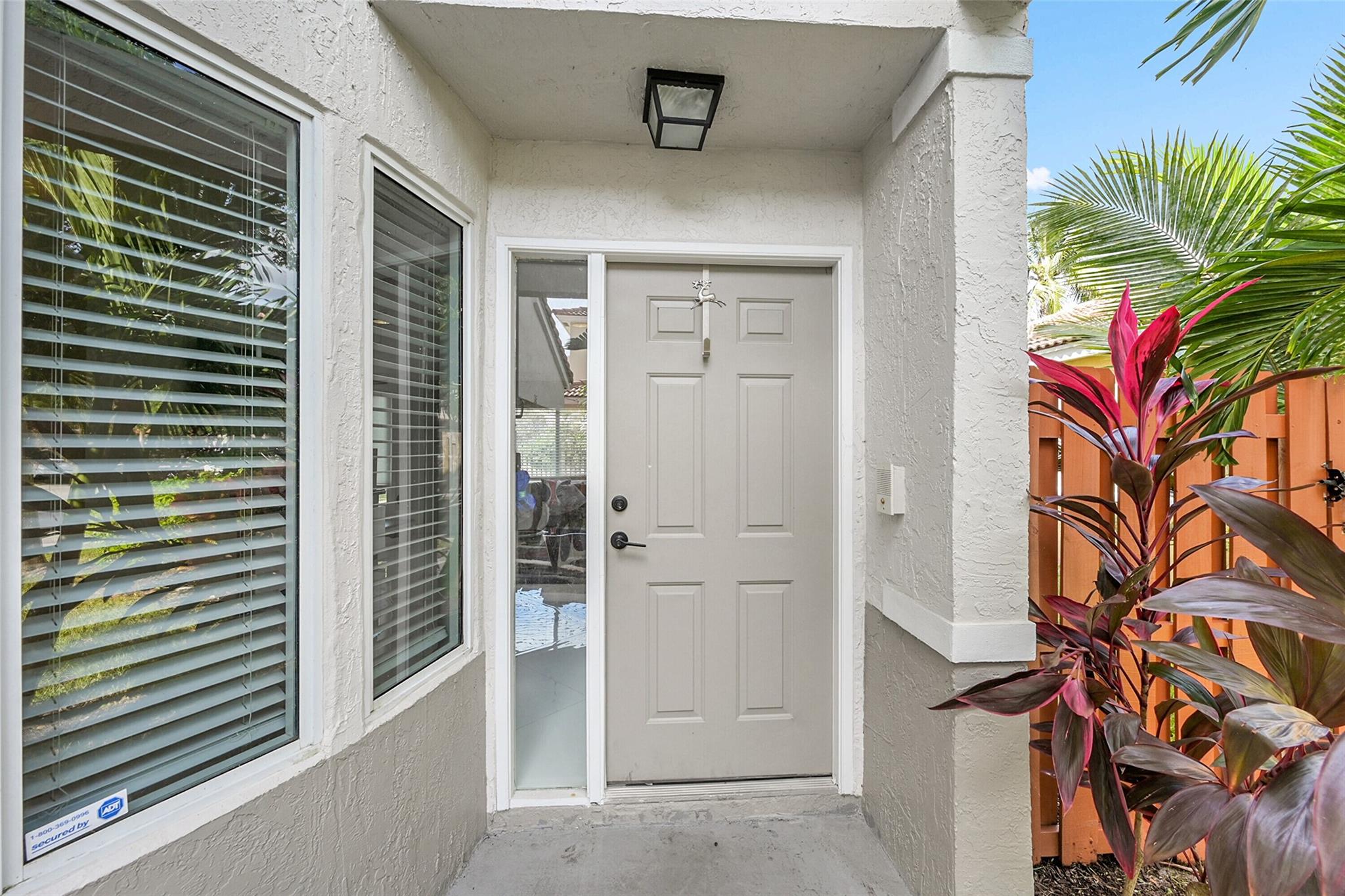 Homes for sale in Coconut Creek, FL | 547 Nw 47Th Way, Coconut Creek, FL 33063 | MLS# F10536492