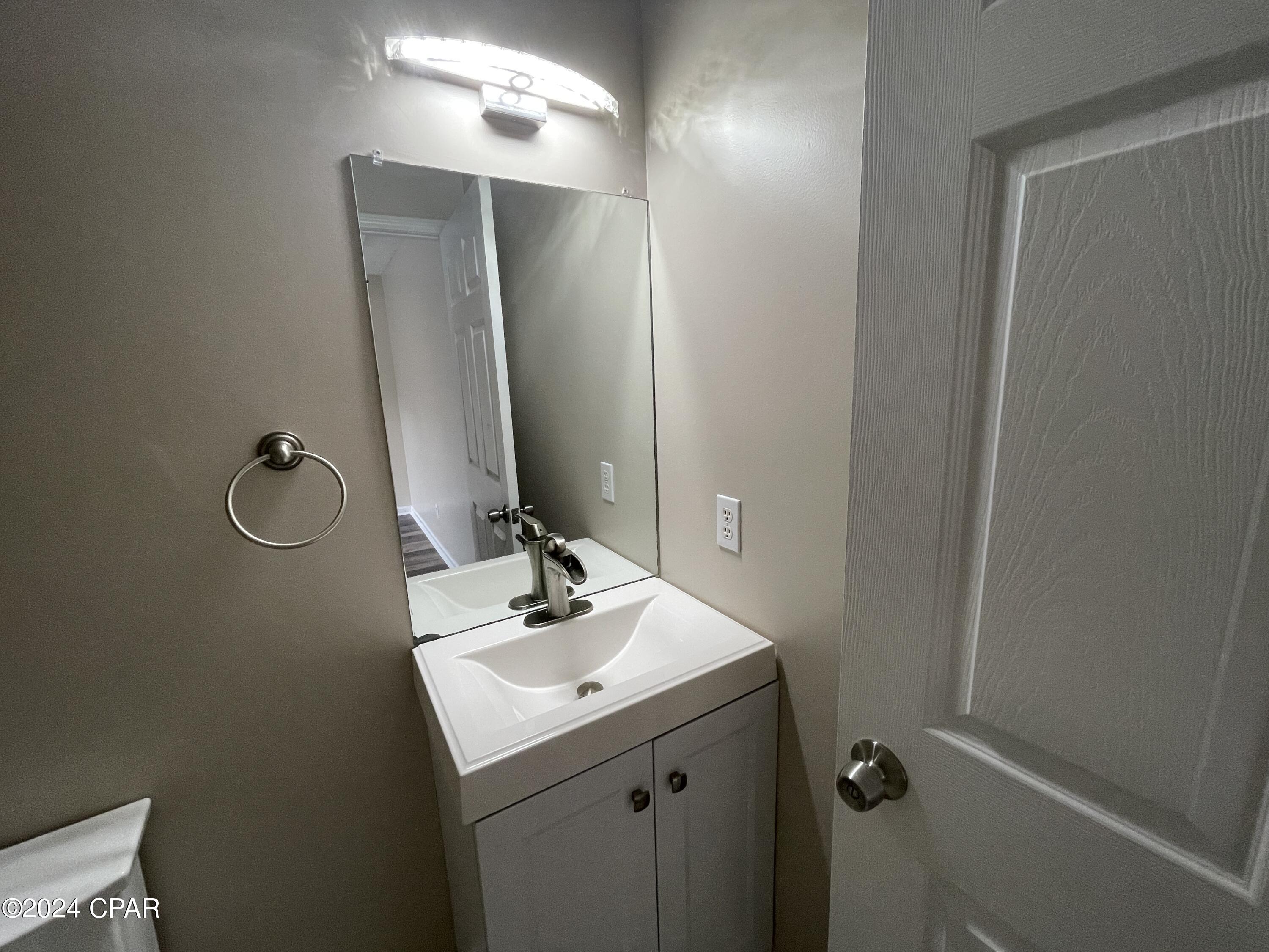 Image 13 For 7102 Lagoon Drive