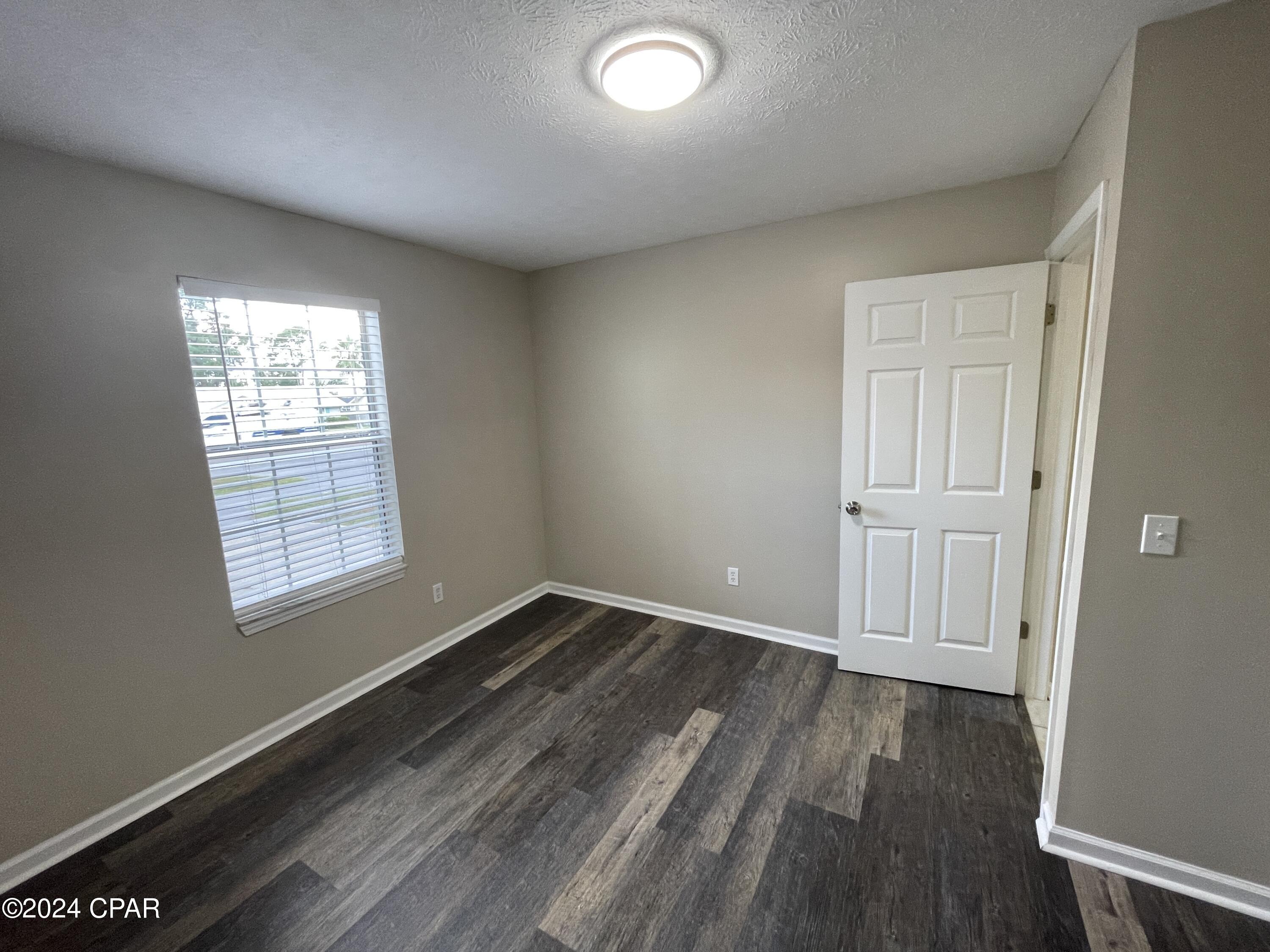 Image 16 For 7102 Lagoon Drive