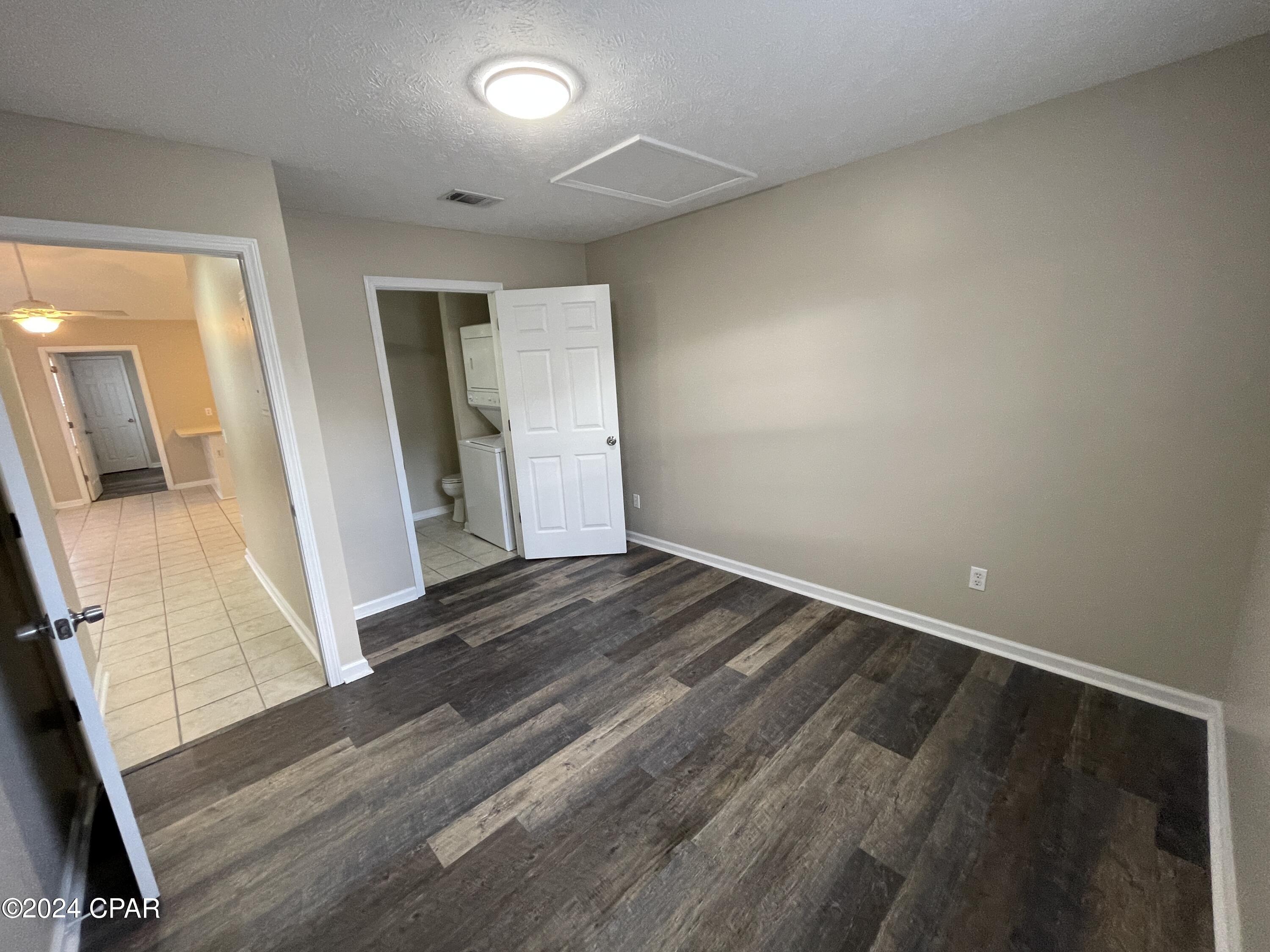 Image 17 For 7102 Lagoon Drive