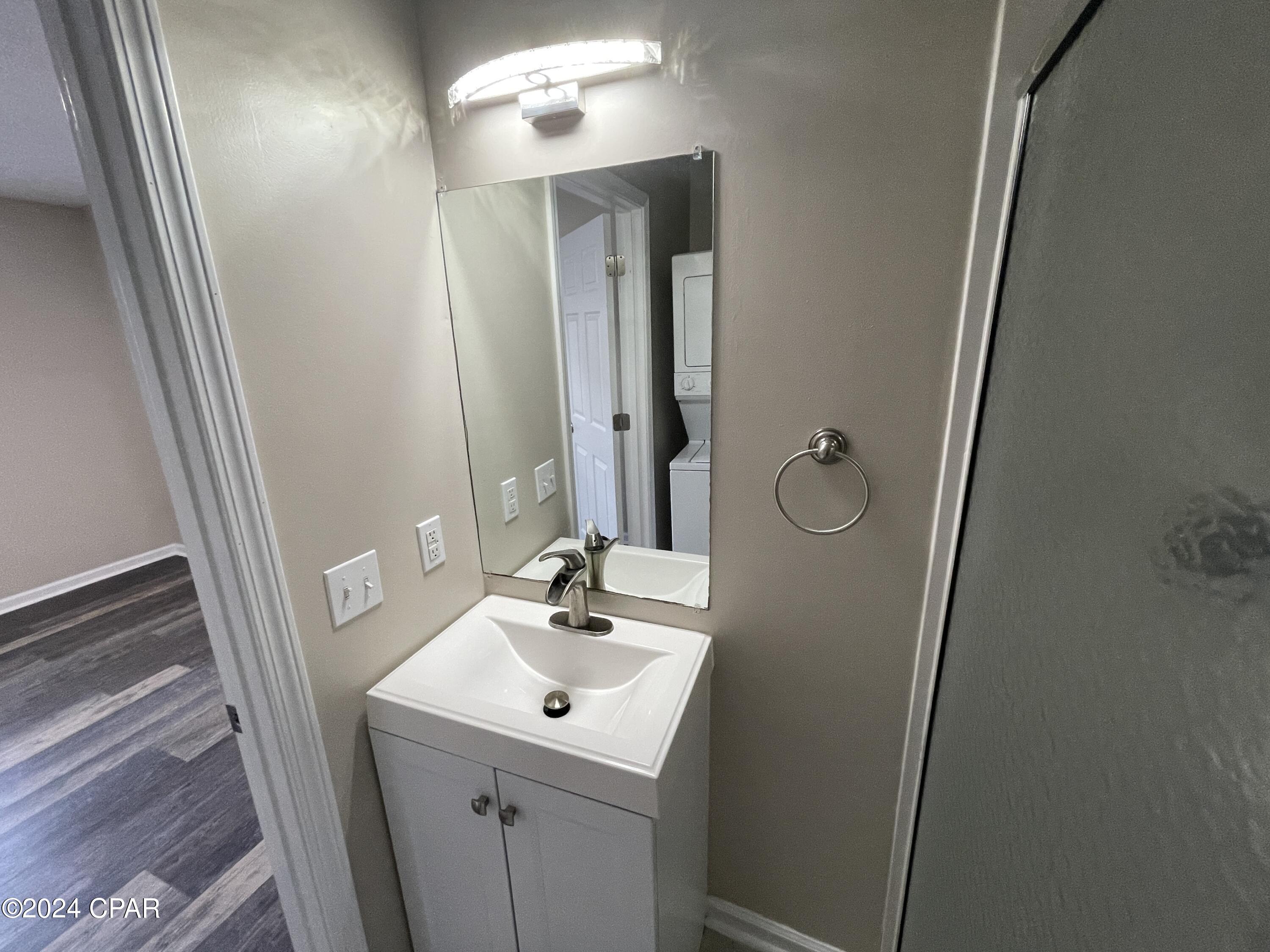 Image 19 For 7102 Lagoon Drive