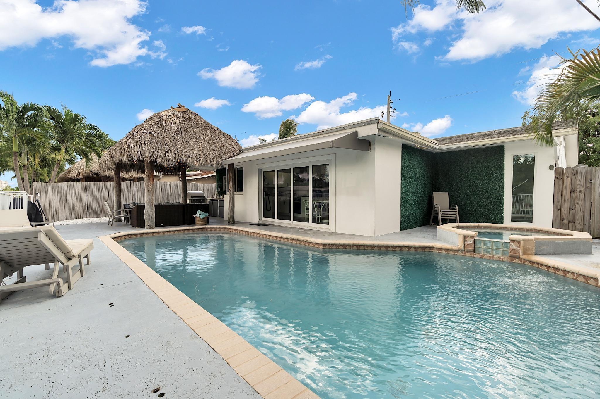 Pompano Isles 27-15 B