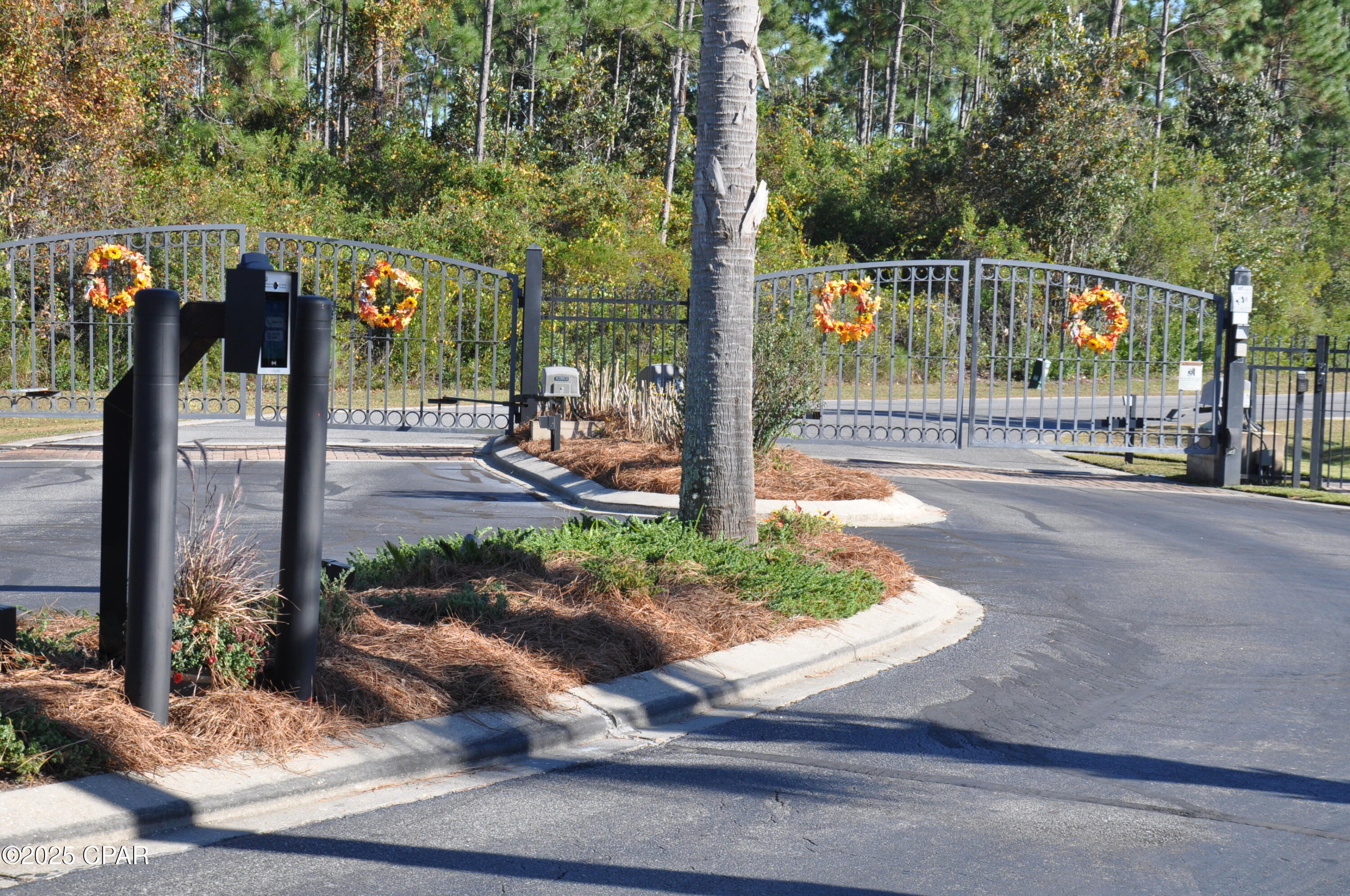 Image 3 For 909 Anchor Court