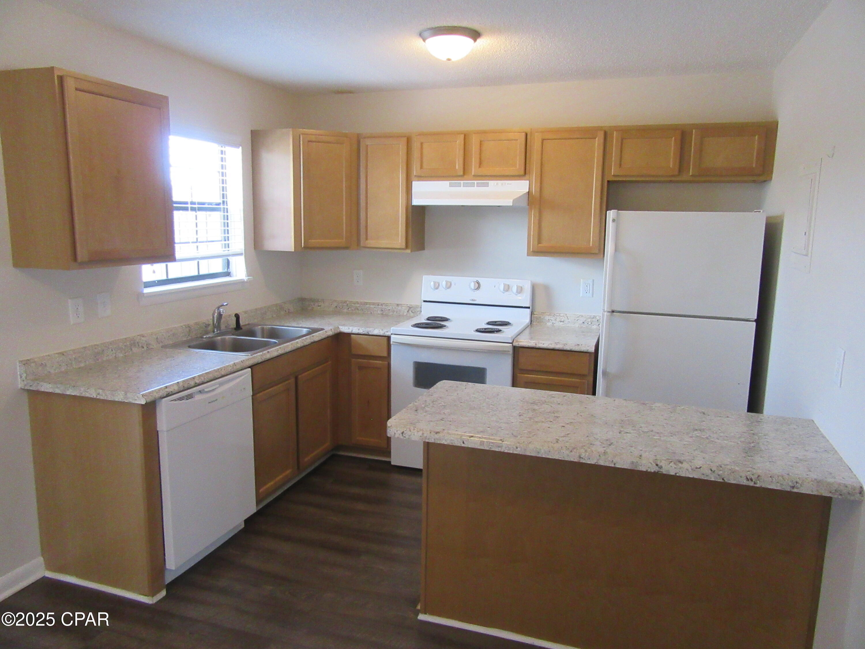 Image 5 For 2750 12th Street 6b