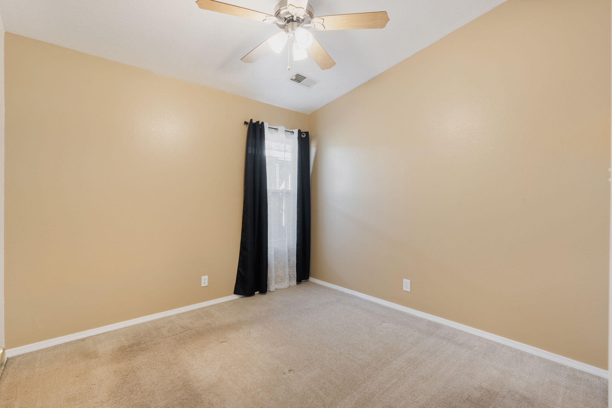 1747 Rayo Del Sol Drive SW Bedroom